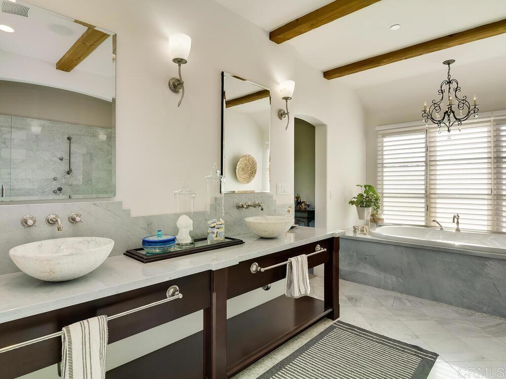 31267 Rancho Amigos