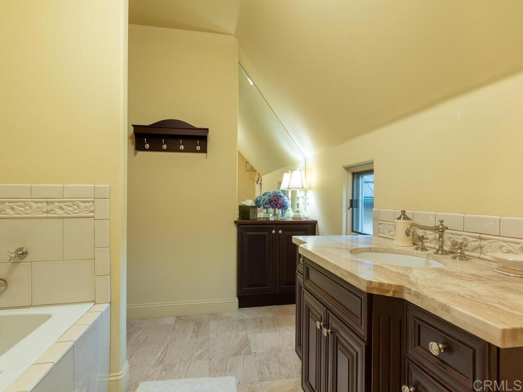 31267 Rancho Amigos