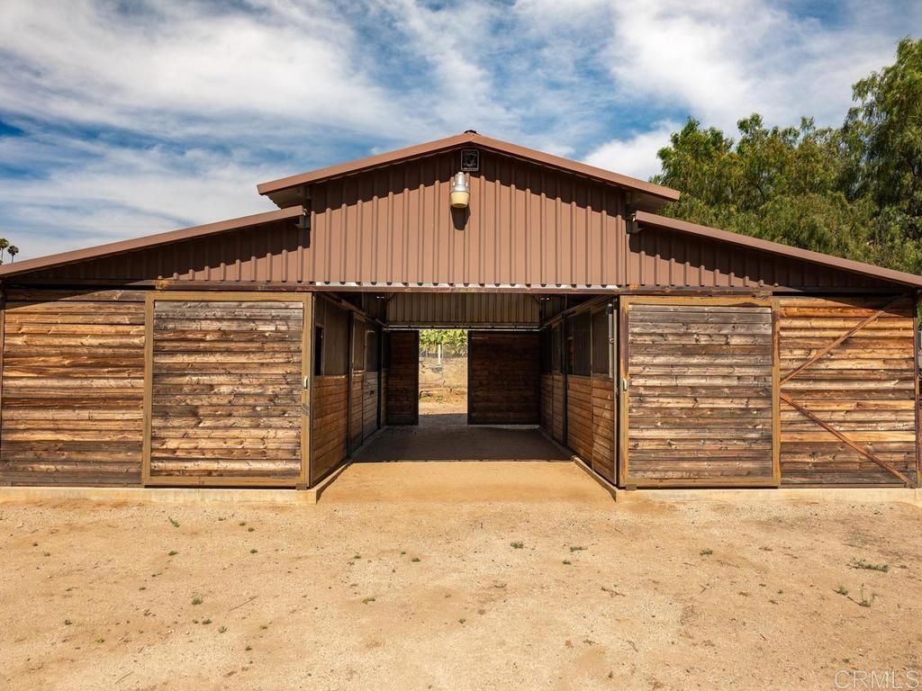 31899 Calle de Talar