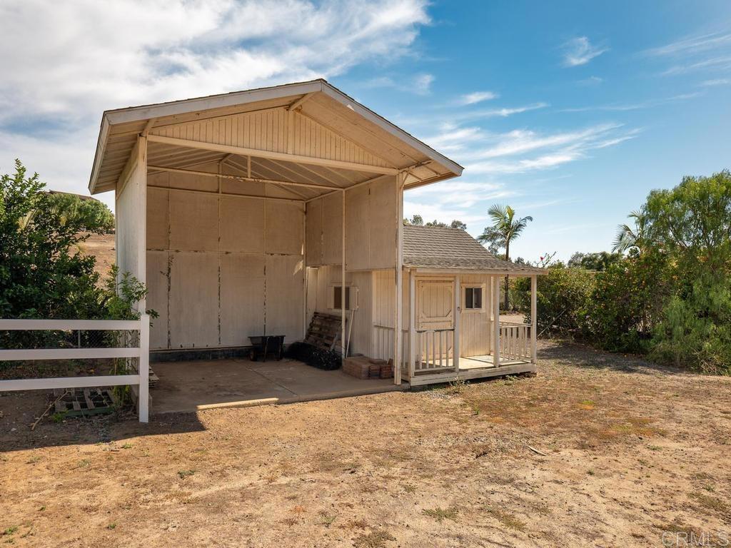 31899 Calle de Talar