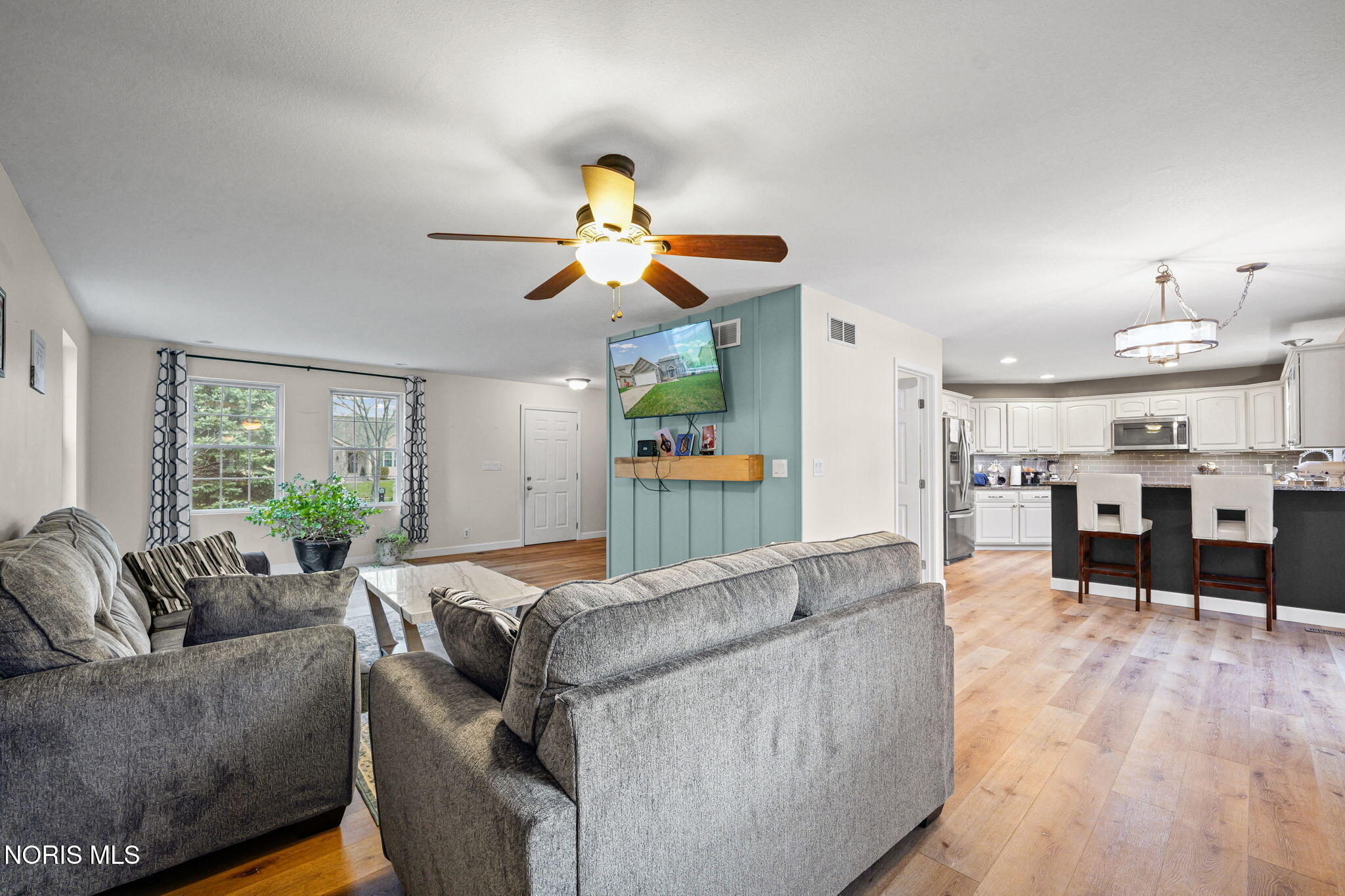 1463 Misty Oaks Drive