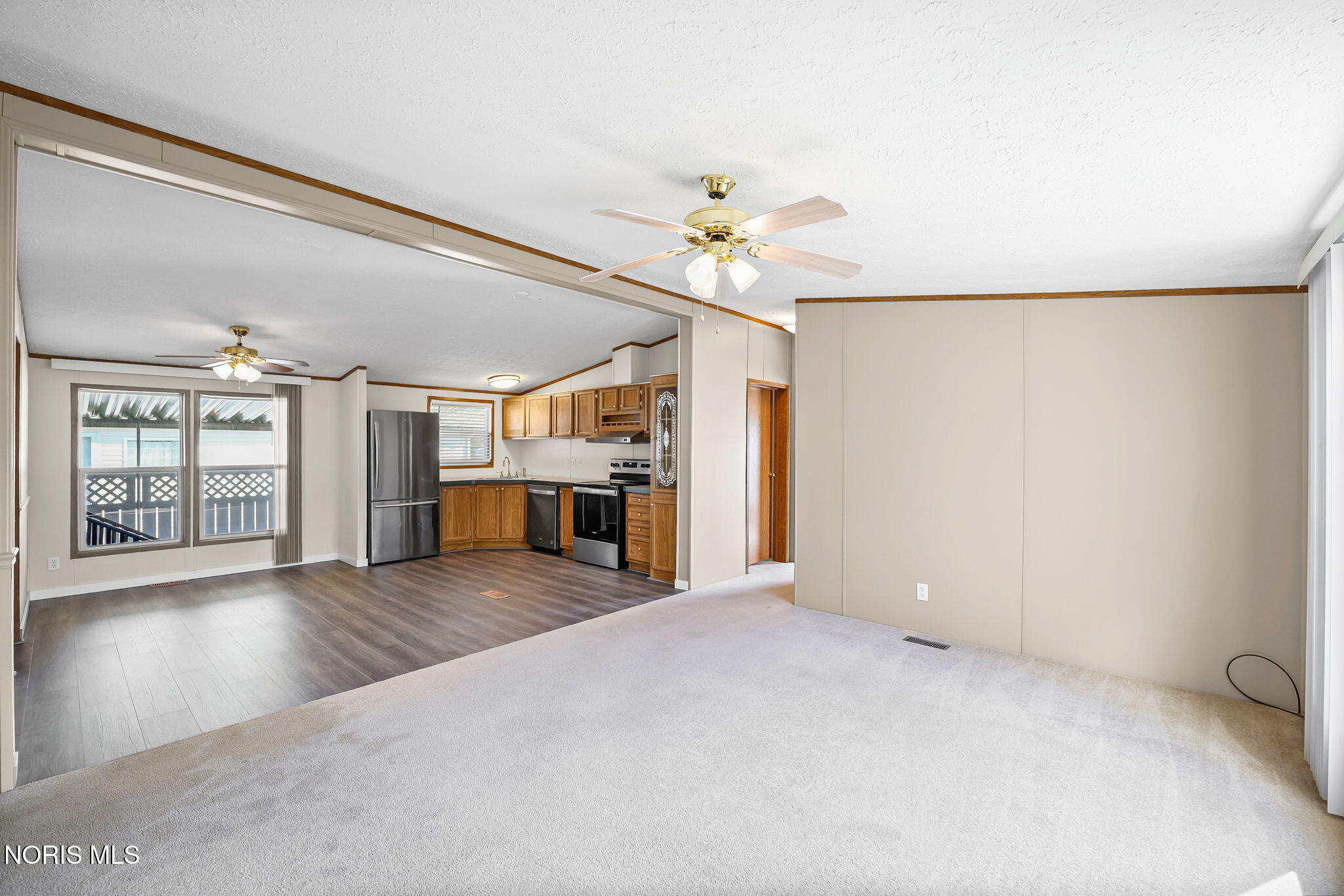 573 Waterview Circle