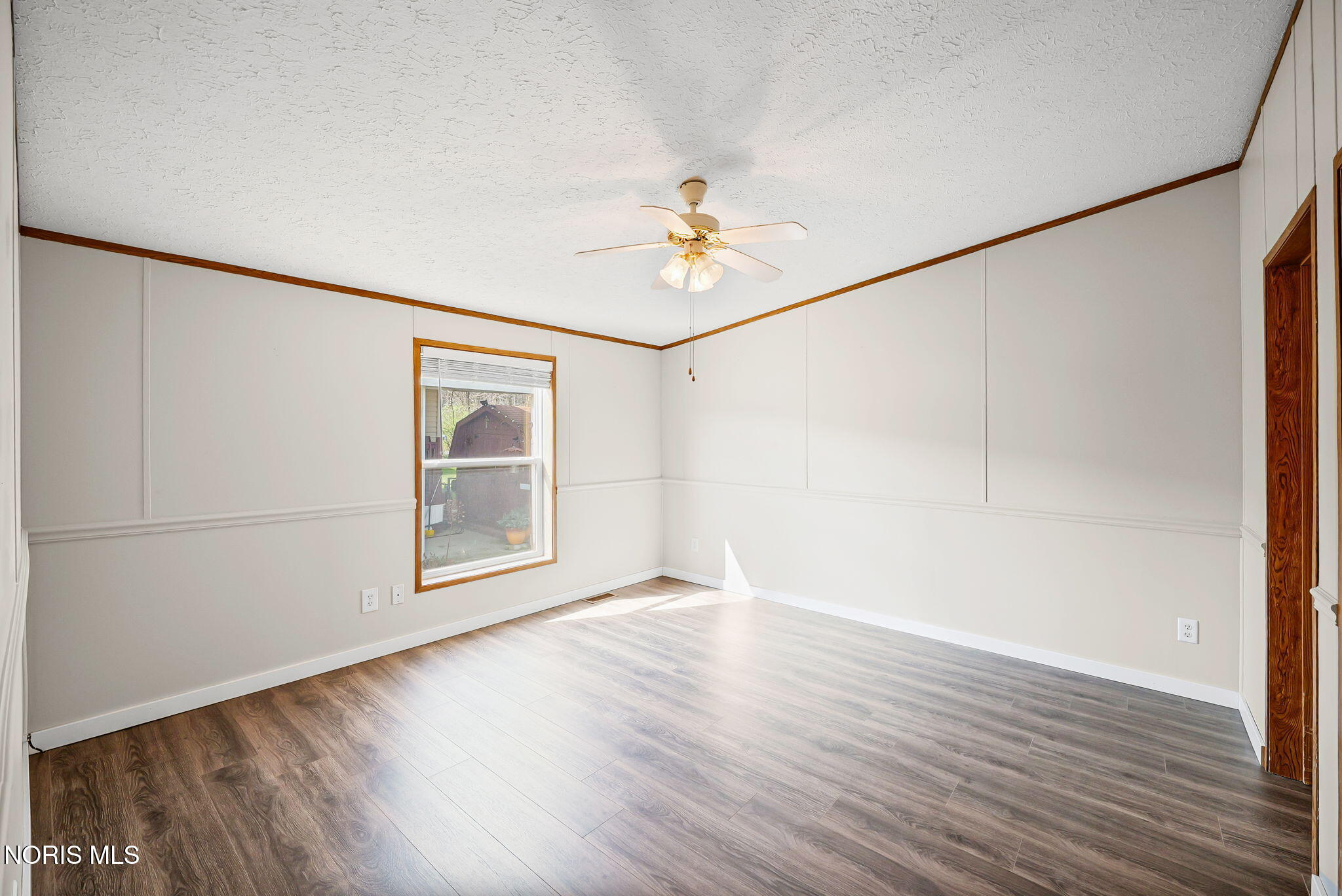 573 Waterview Circle