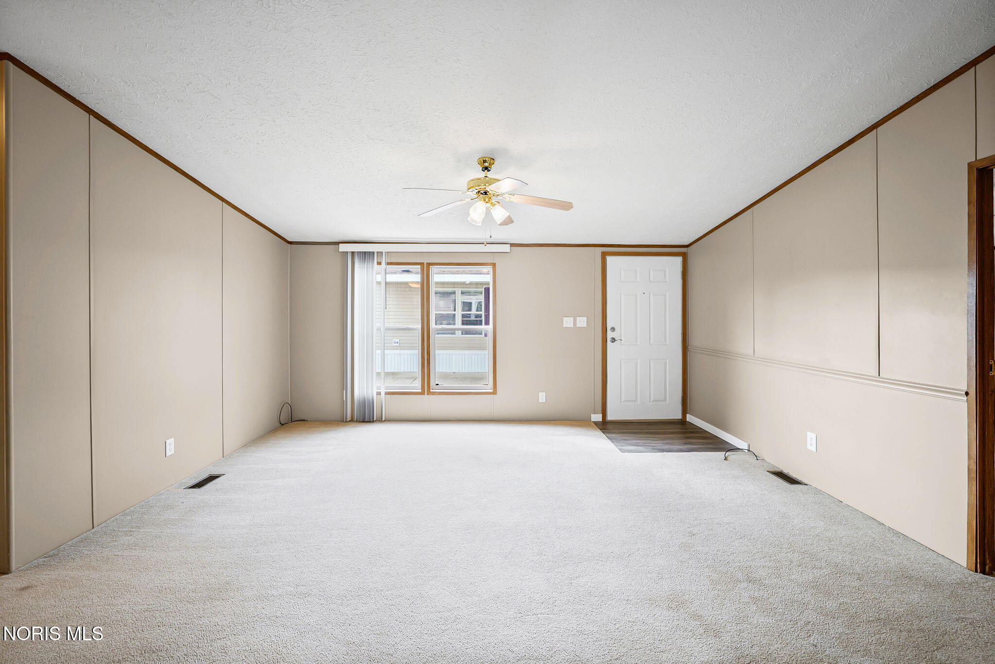 573 Waterview Circle