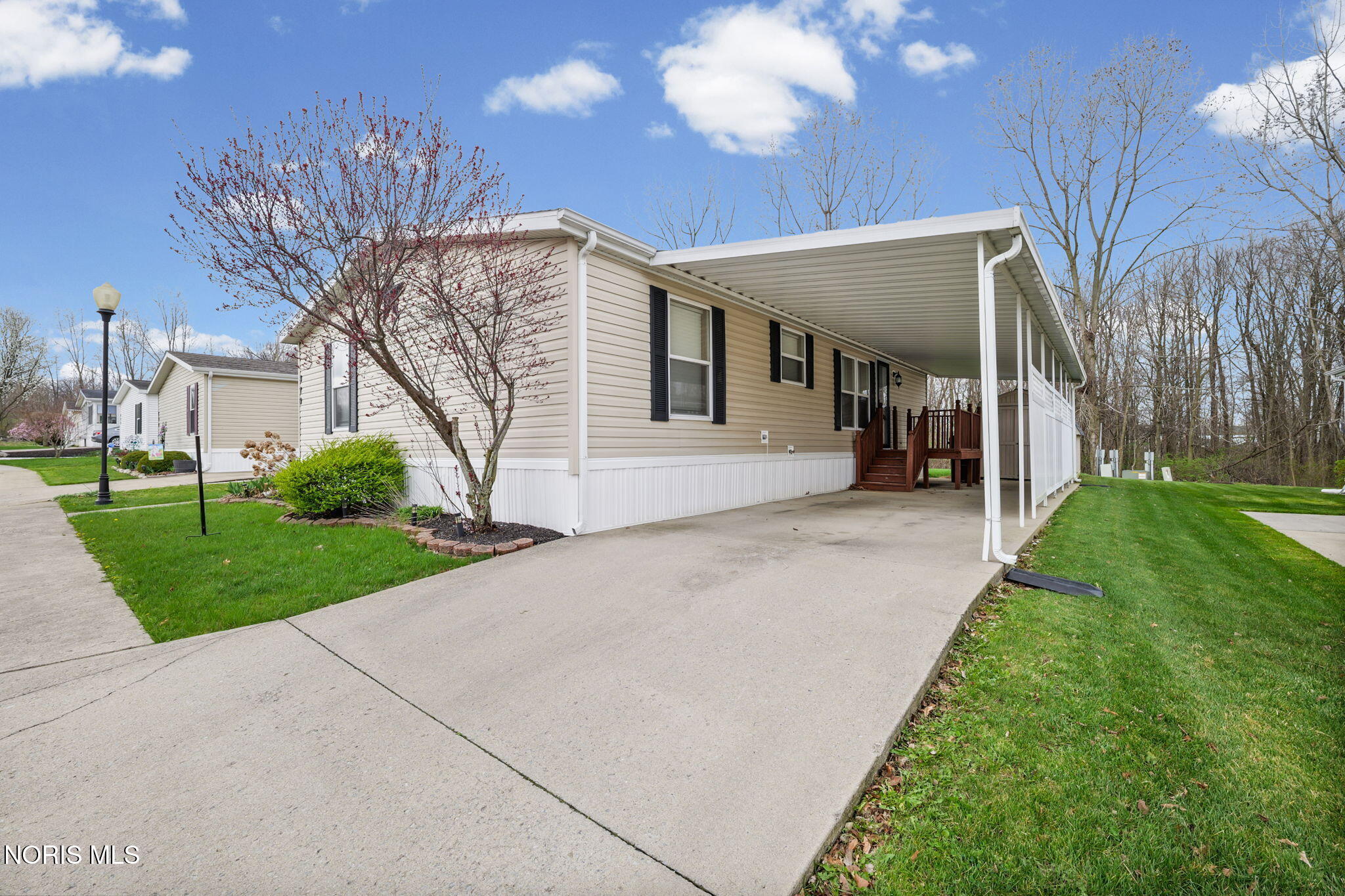 573 Waterview Circle
