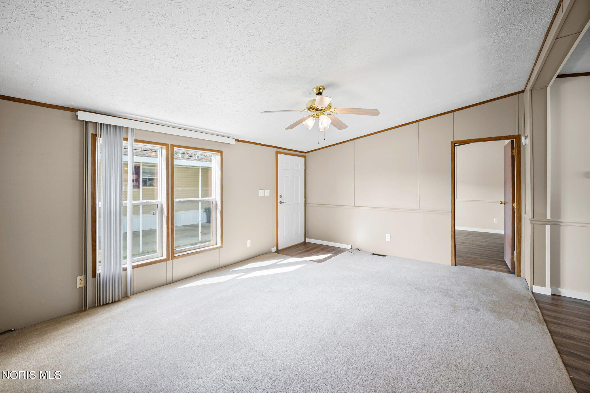 573 Waterview Circle