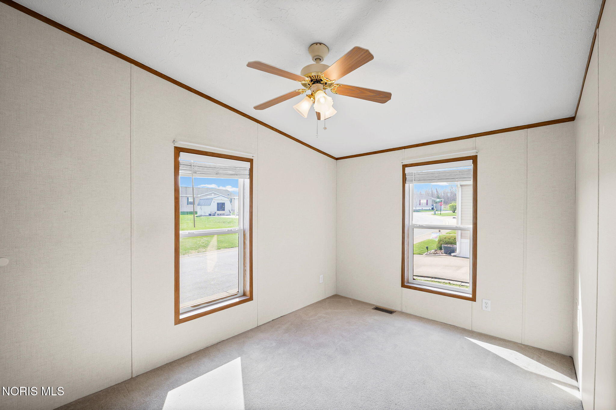 573 Waterview Circle
