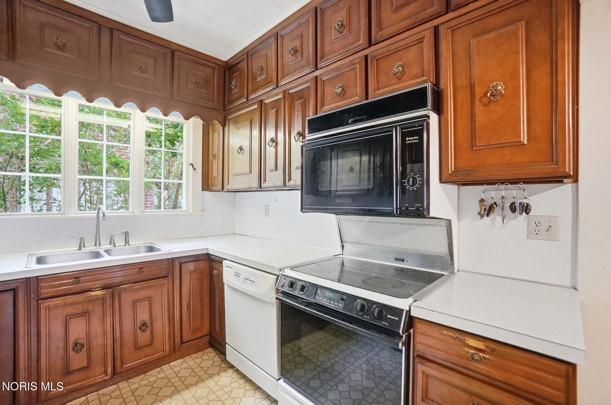 119 Greenlawn Avenue