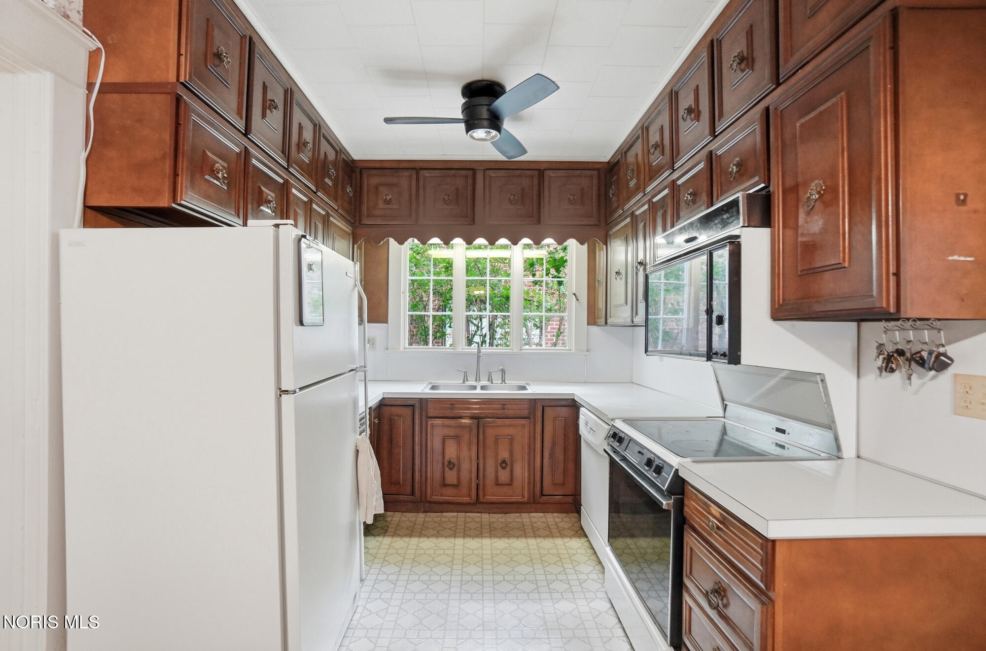 119 Greenlawn Avenue
