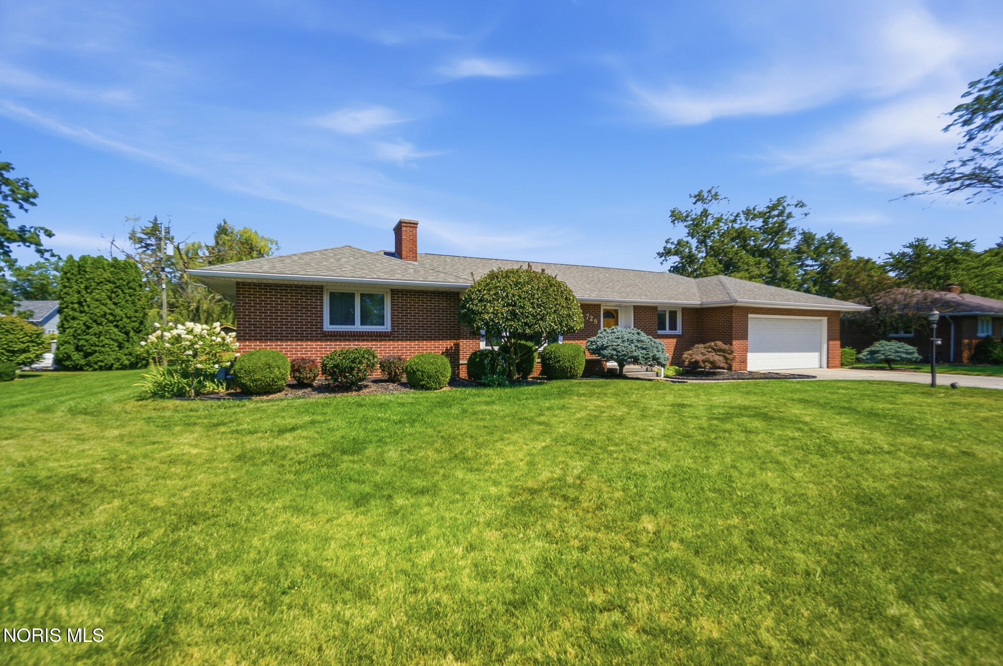 728 W Circle Drive