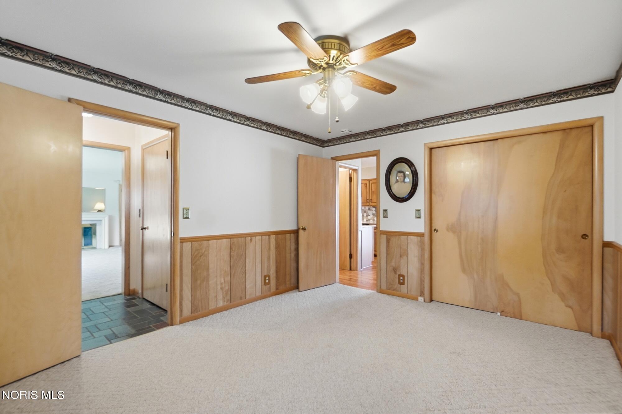 728 W Circle Drive
