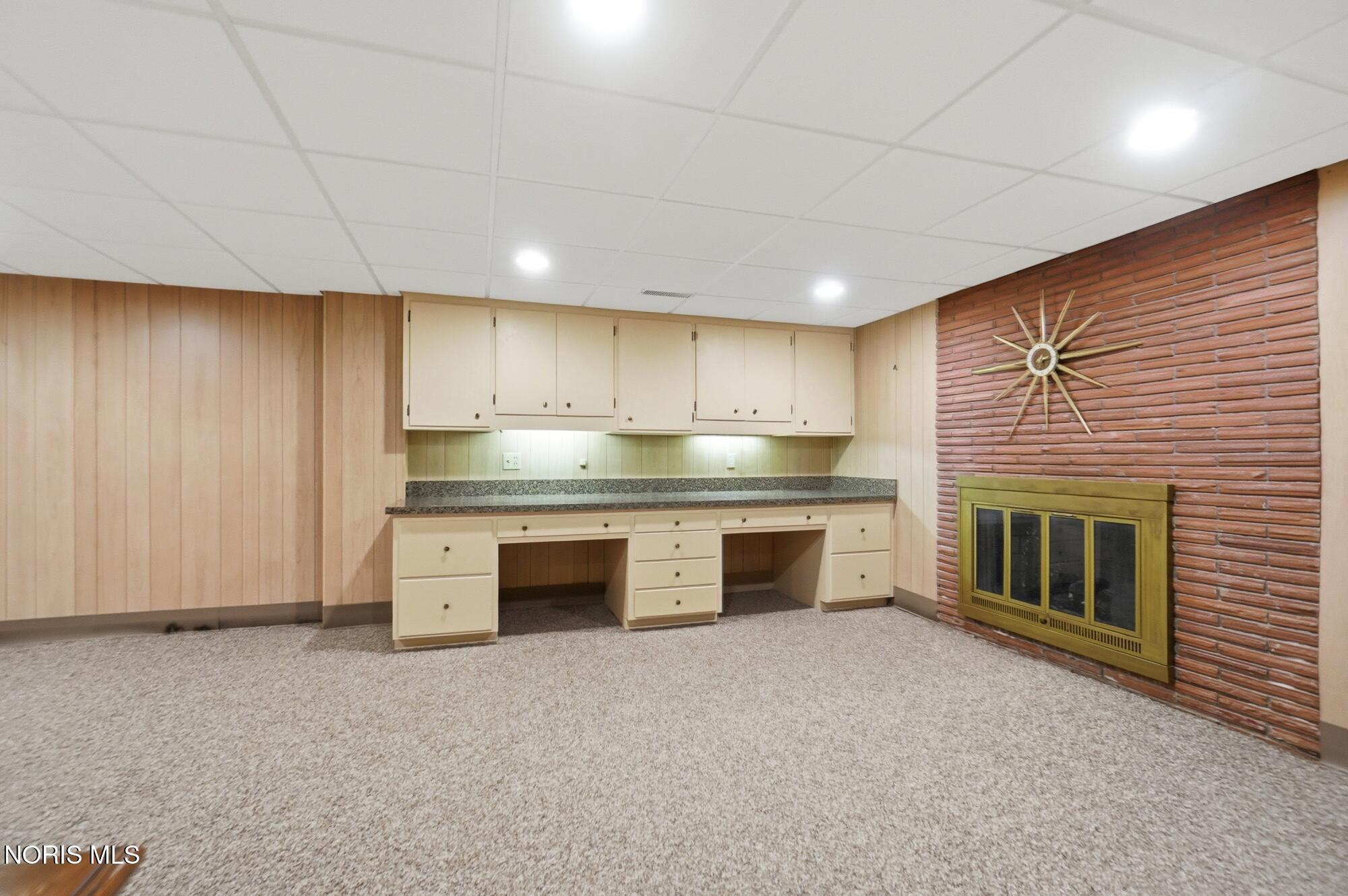 728 W Circle Drive
