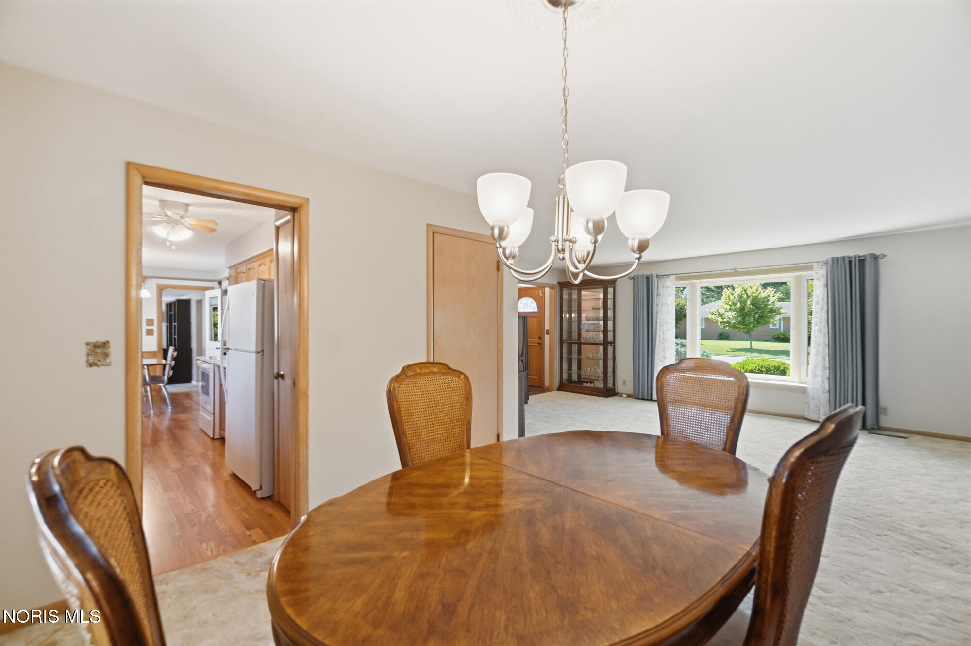 728 W Circle Drive