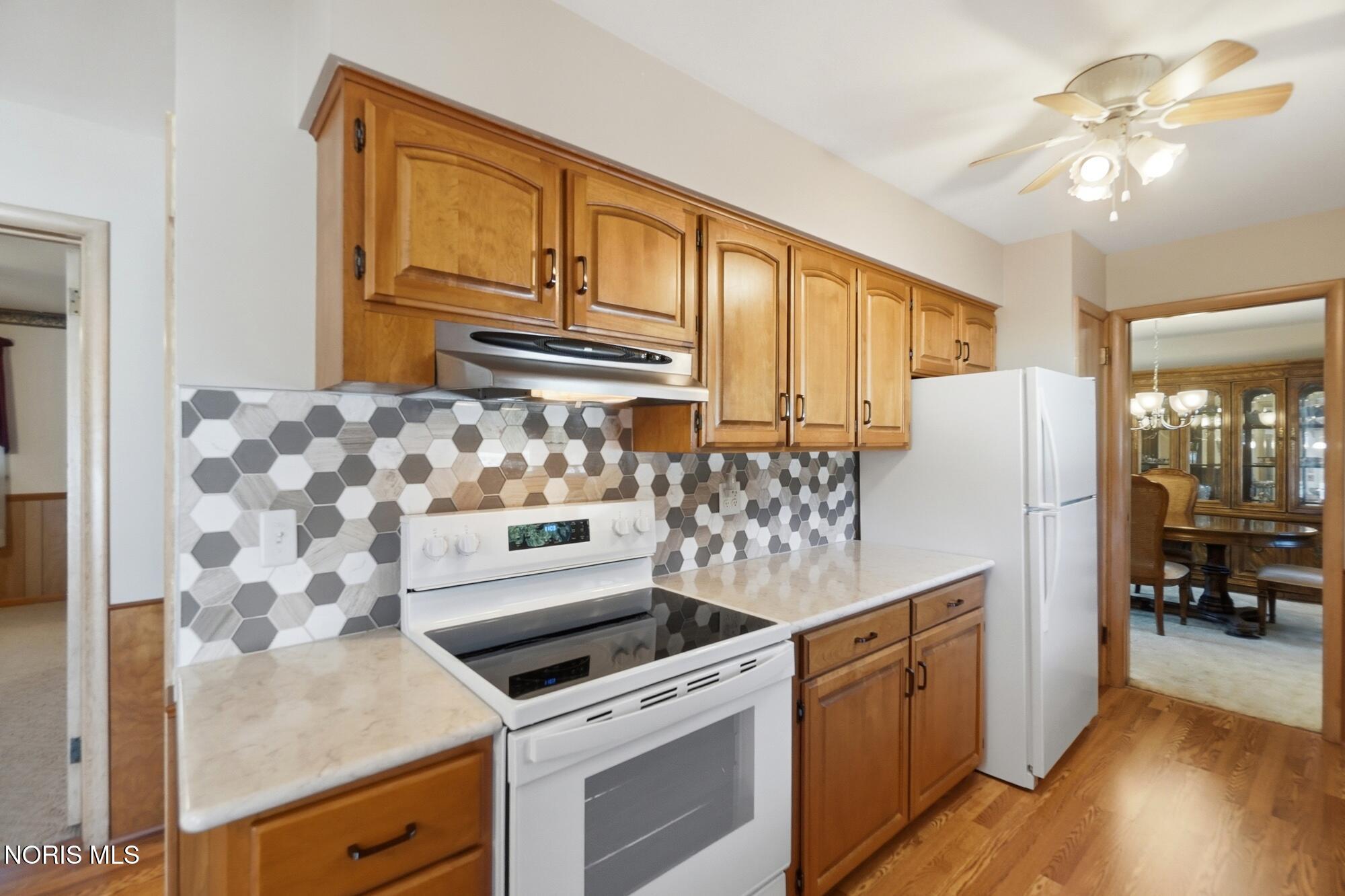 728 W Circle Drive