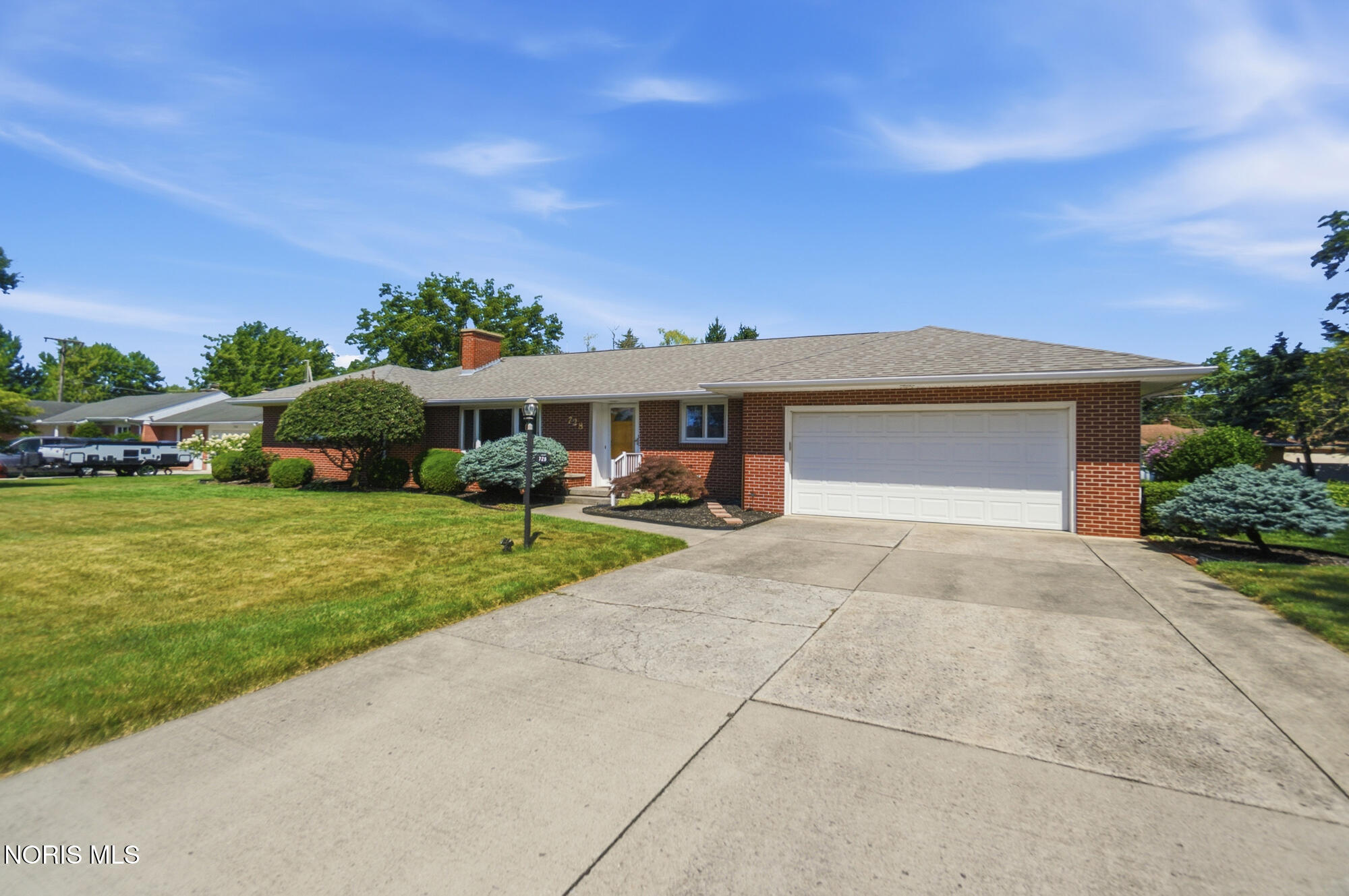 728 W Circle Drive