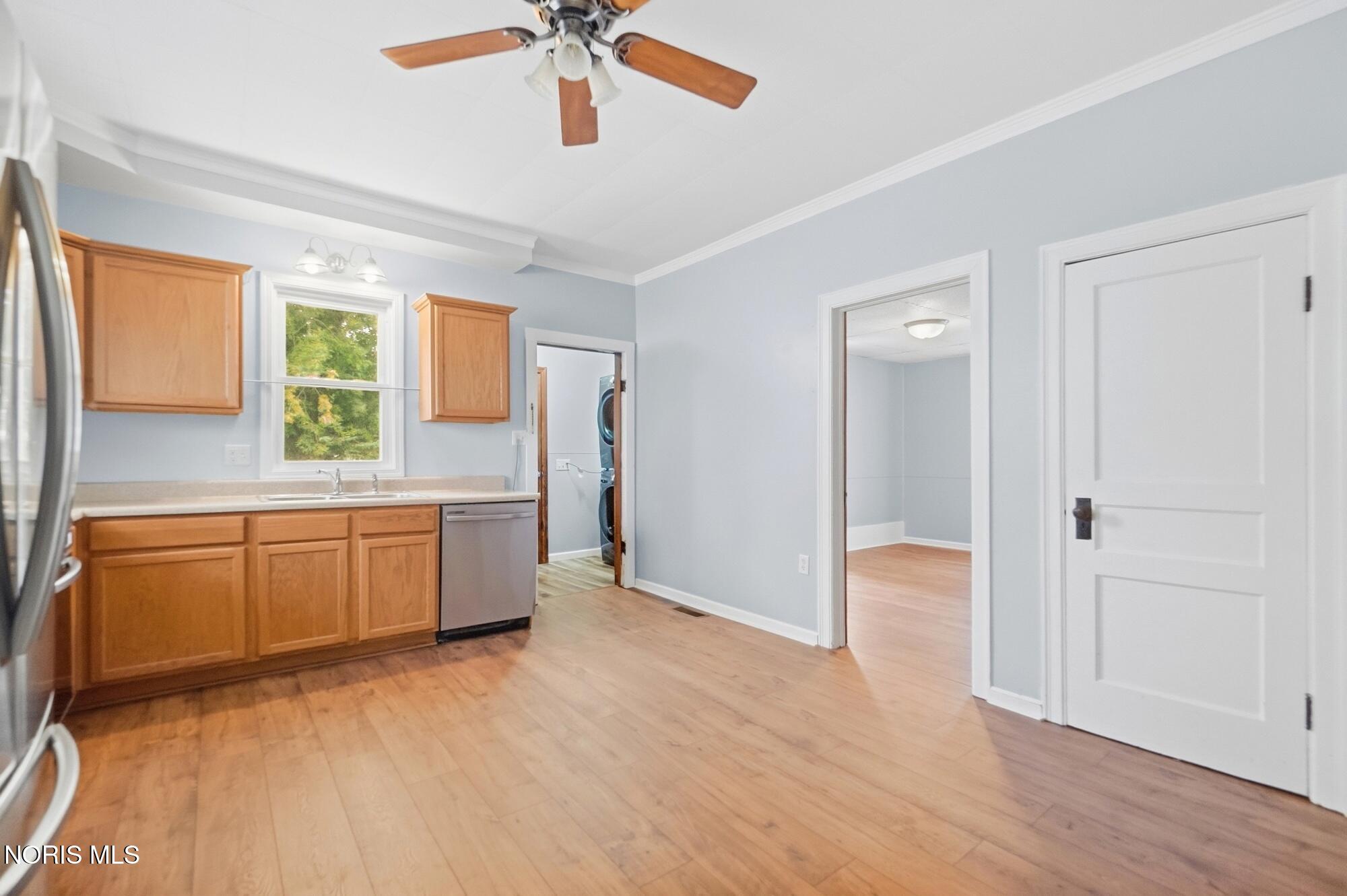 179 W Brown Avenue