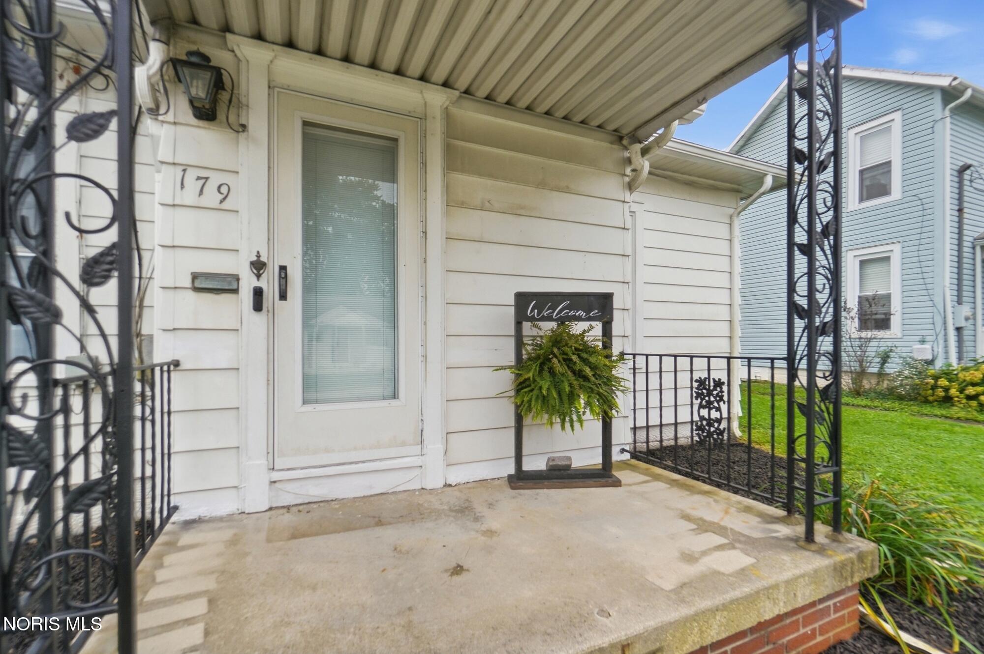 179 W Brown Avenue