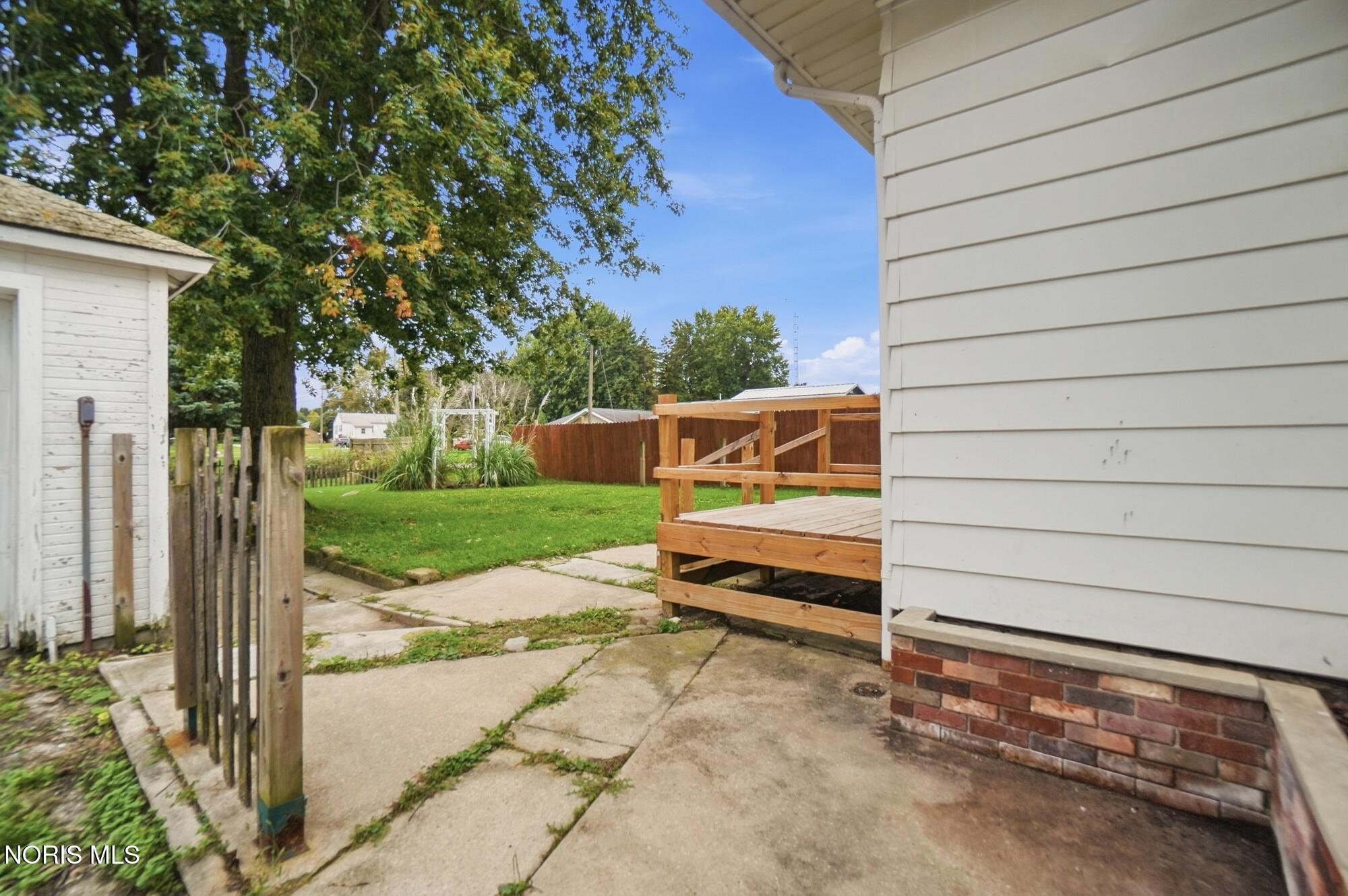 179 W Brown Avenue