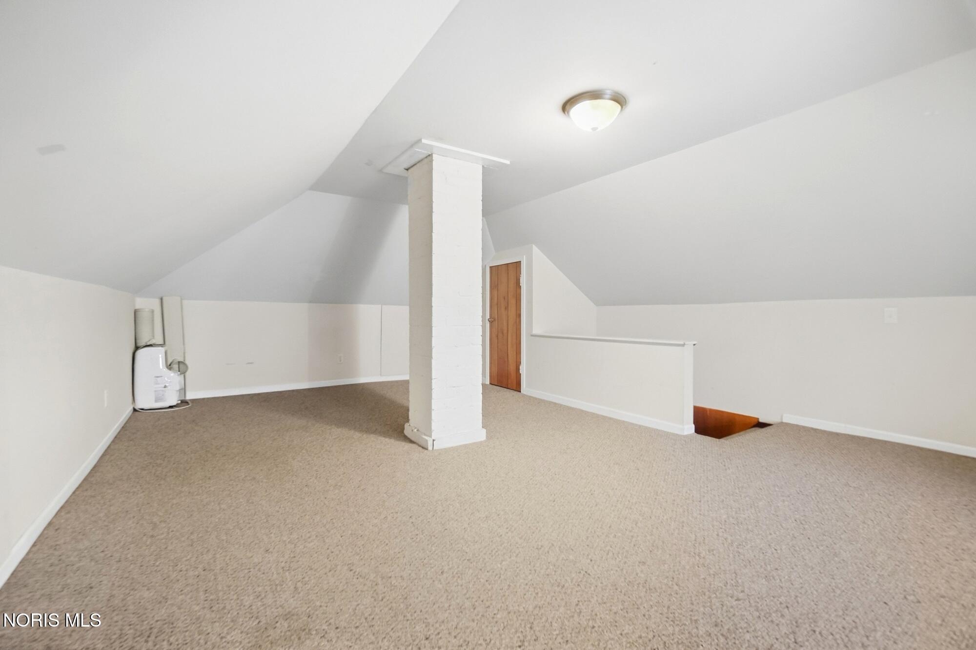 179 W Brown Avenue