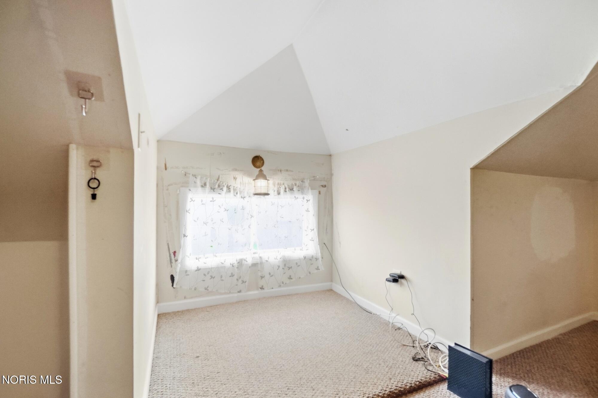 179 W Brown Avenue