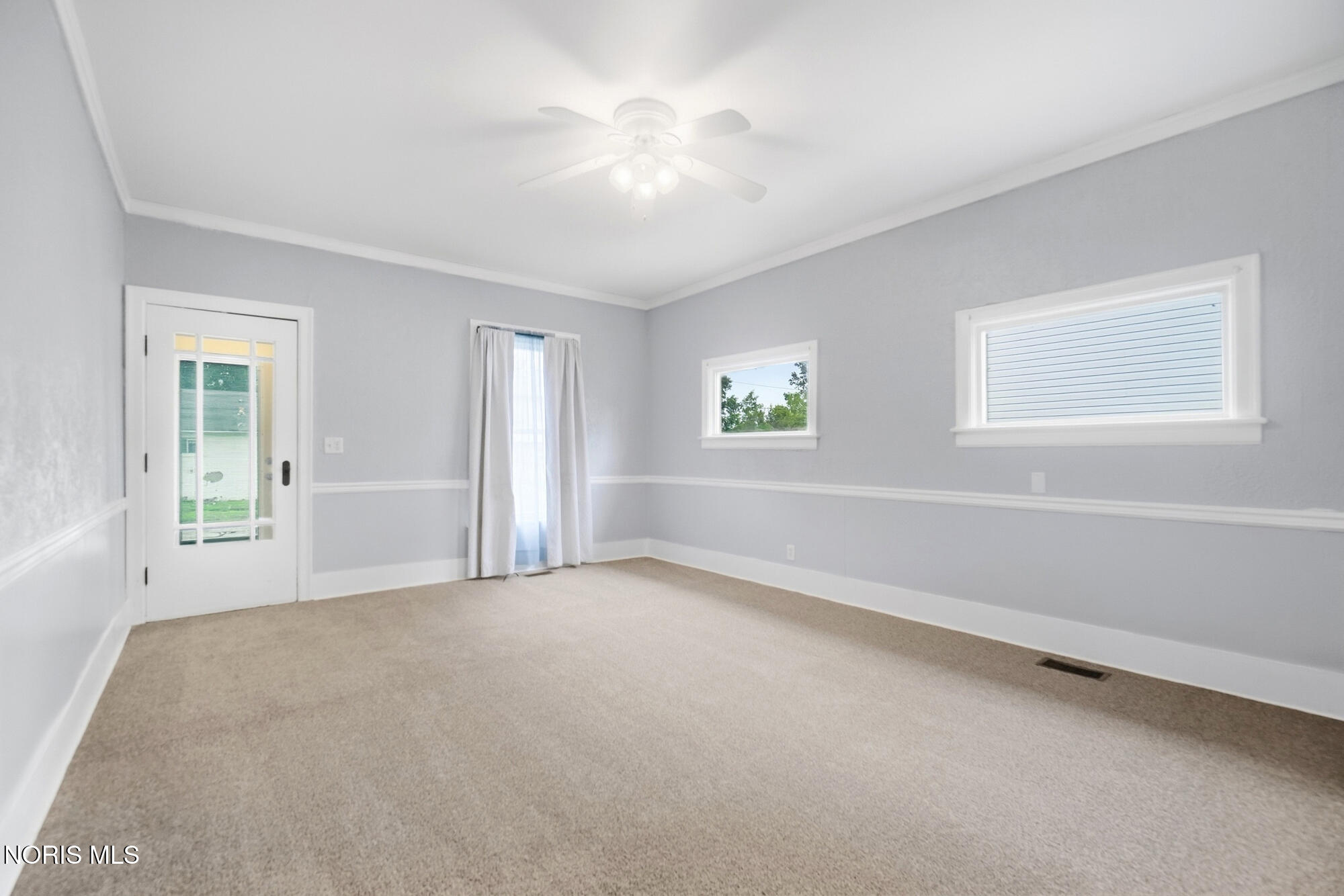 179 W Brown Avenue