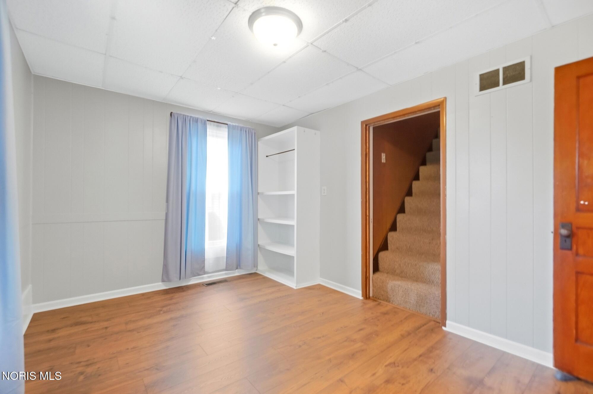 179 W Brown Avenue