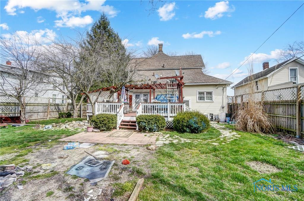 827 N Main Street