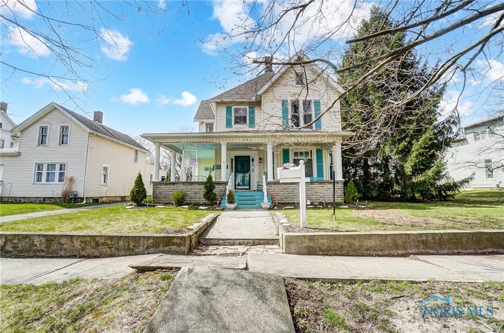 827 N Main Street