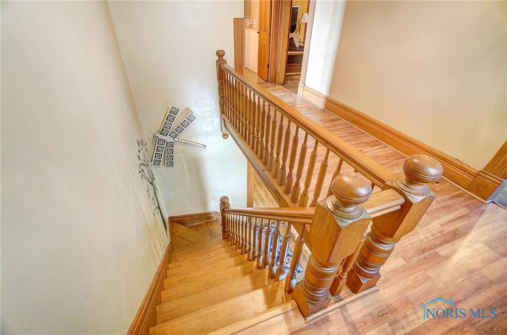 827 N Main Street