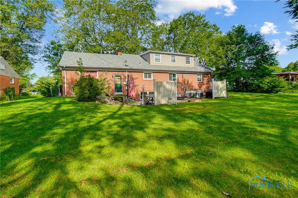 609 Lincolnshire Lane
