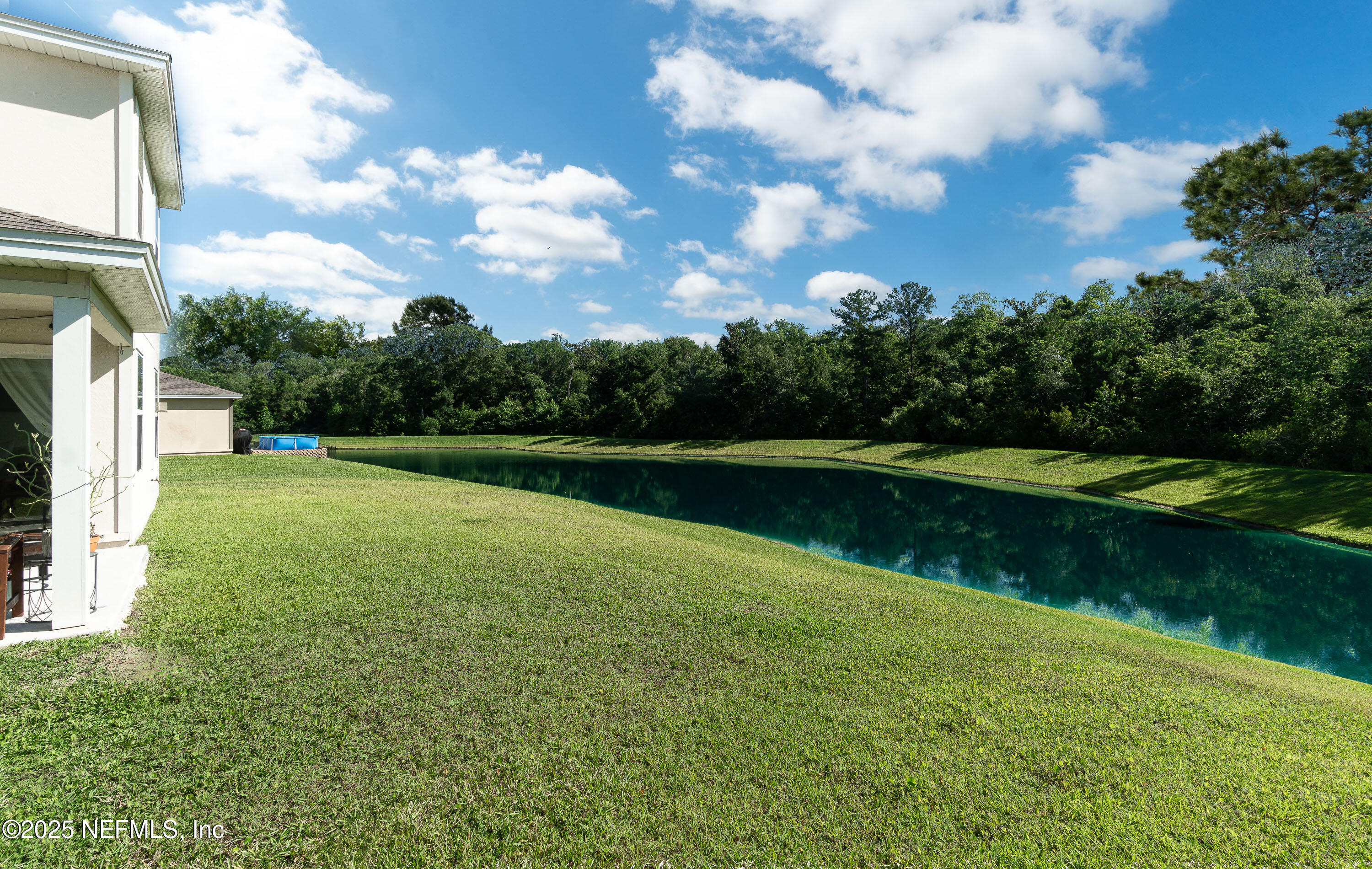 8657 LAKE GEORGE Circle E