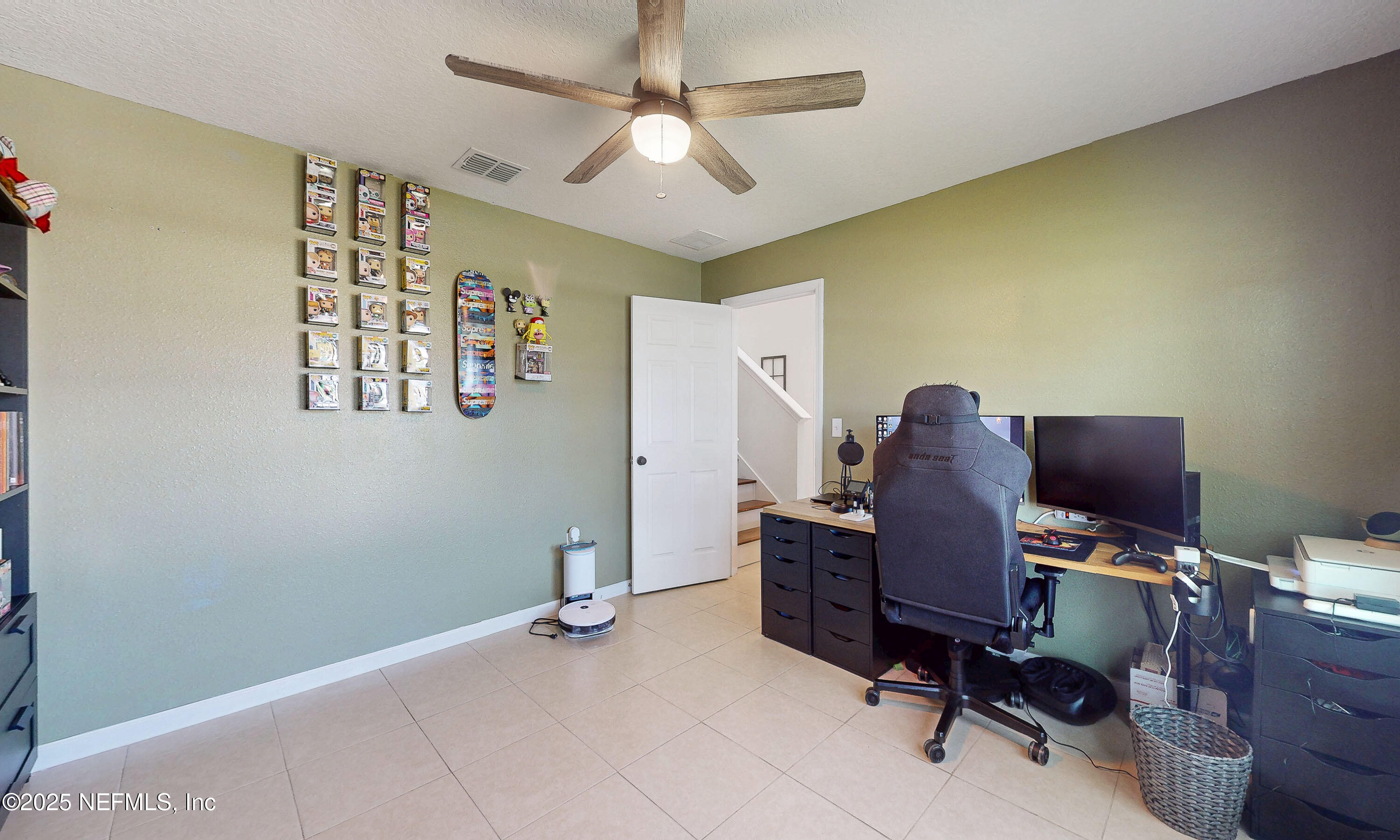 8657 LAKE GEORGE Circle E