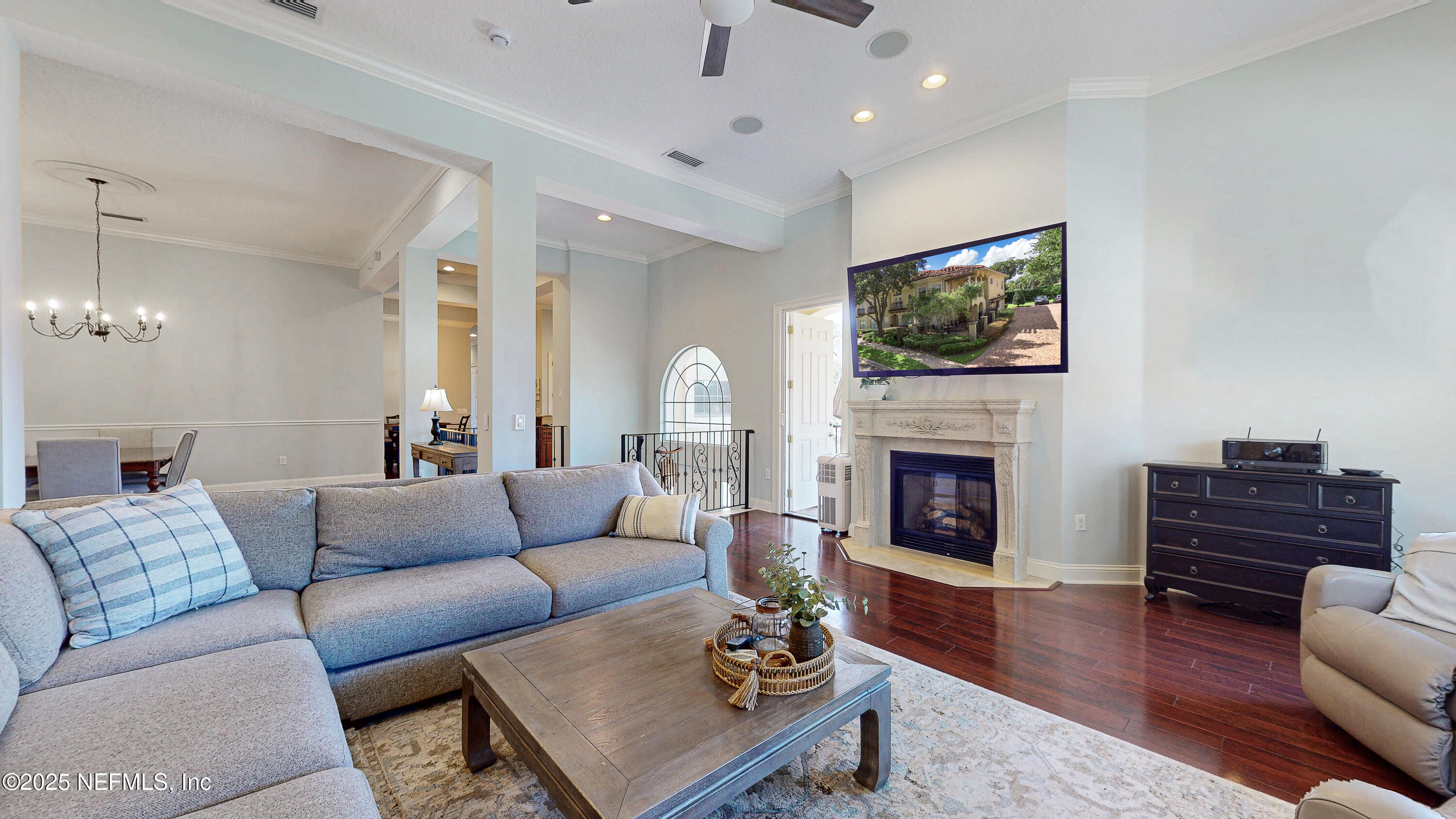 125 CUELLO Court, 202