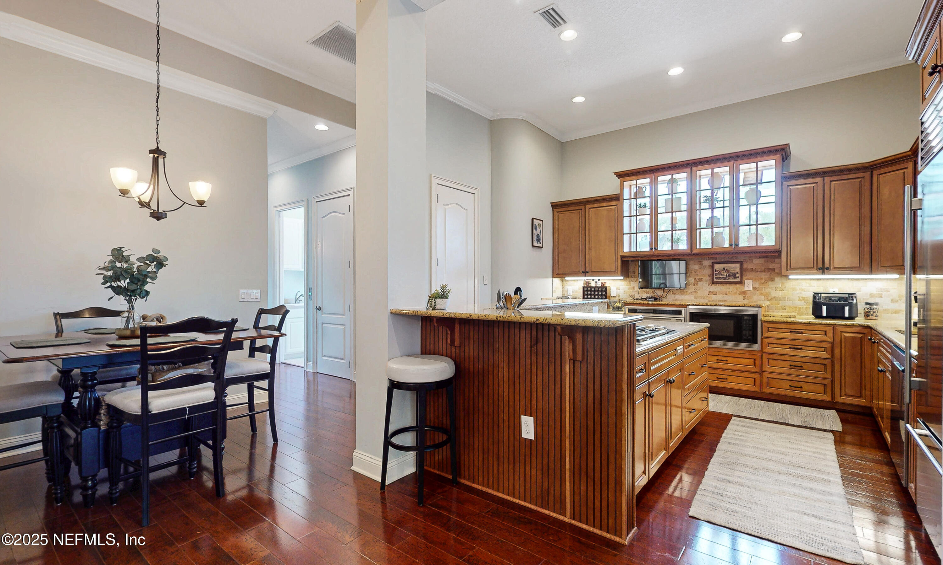 125 CUELLO Court, 202