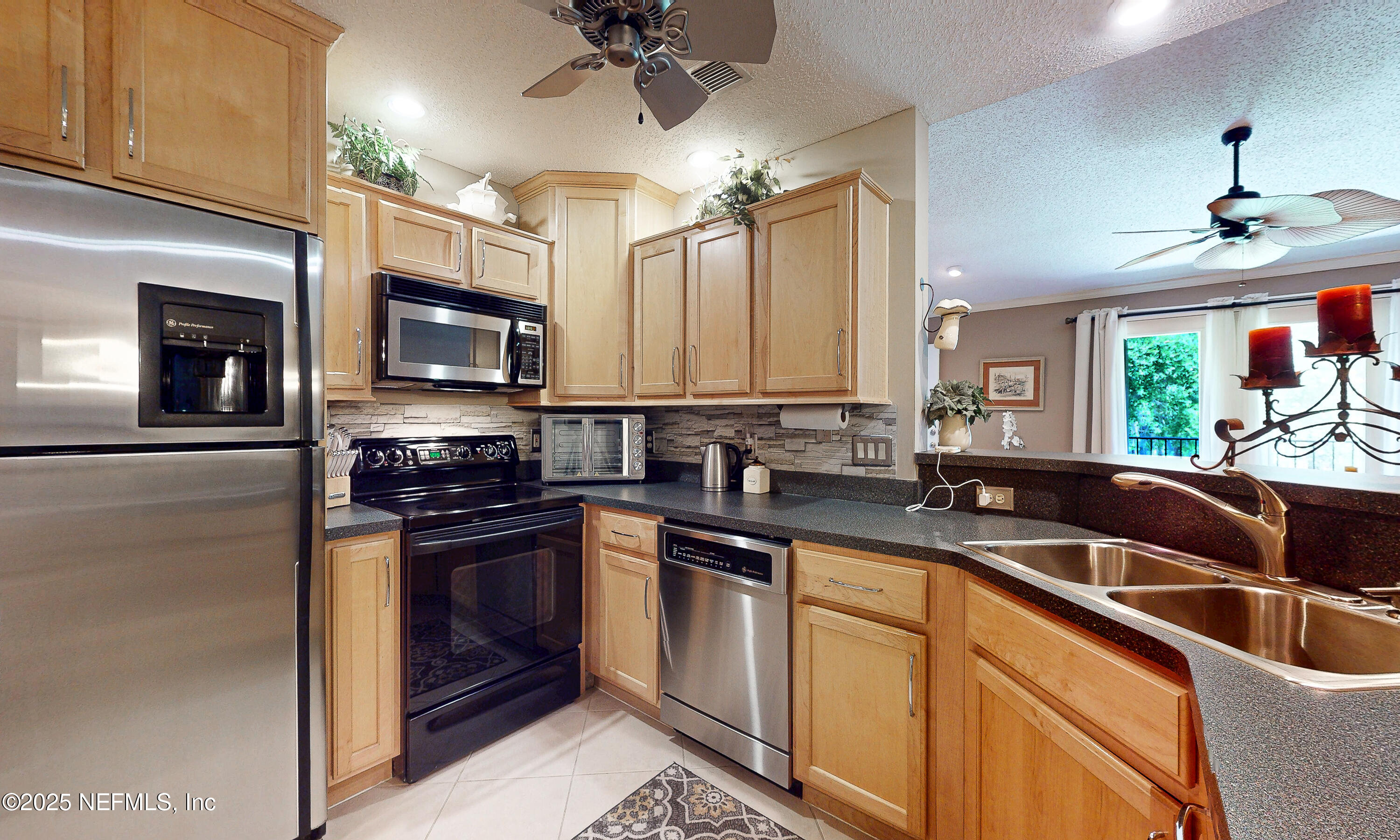 13715 RICHMOND PARK Drive 308