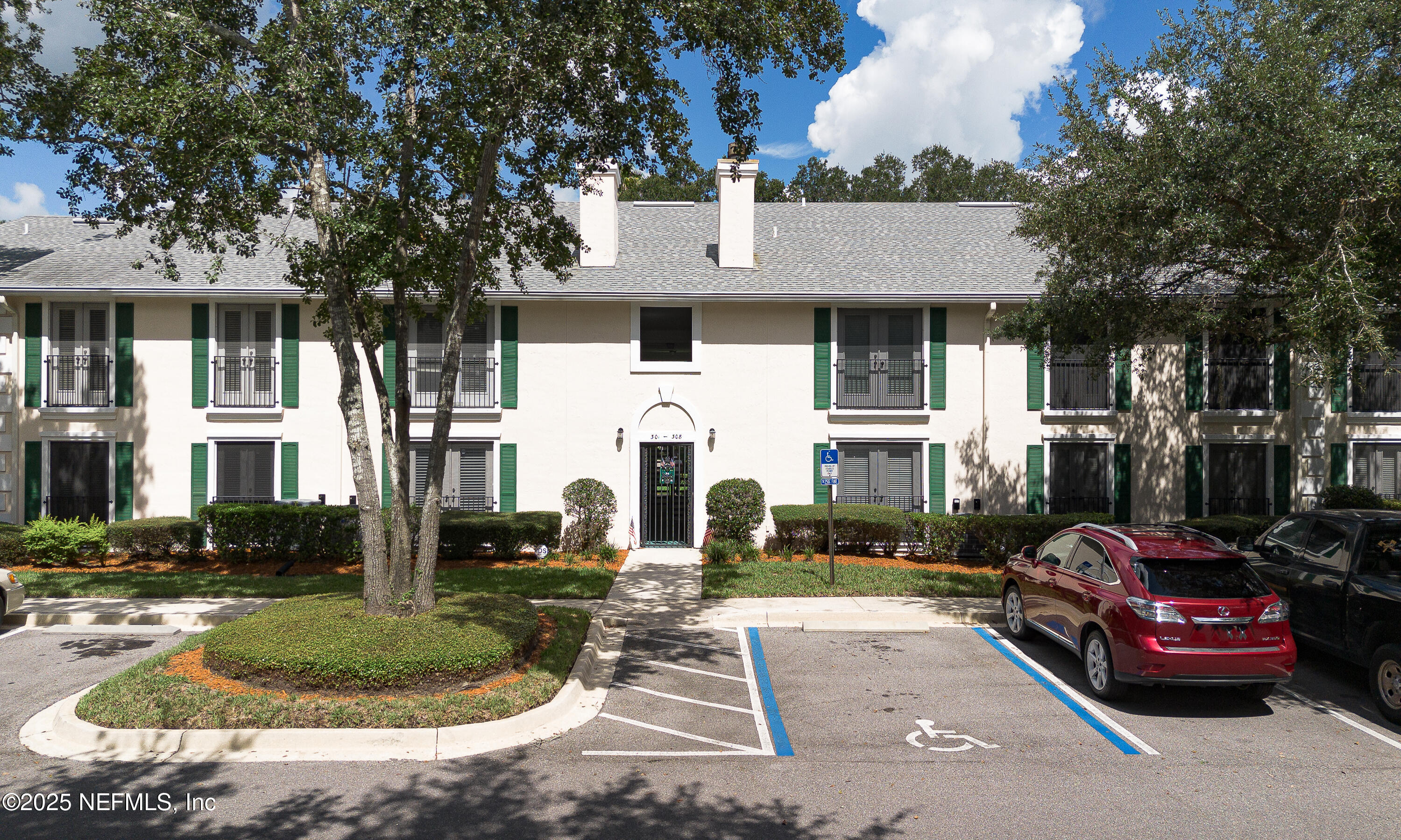 13715 RICHMOND PARK Drive 308