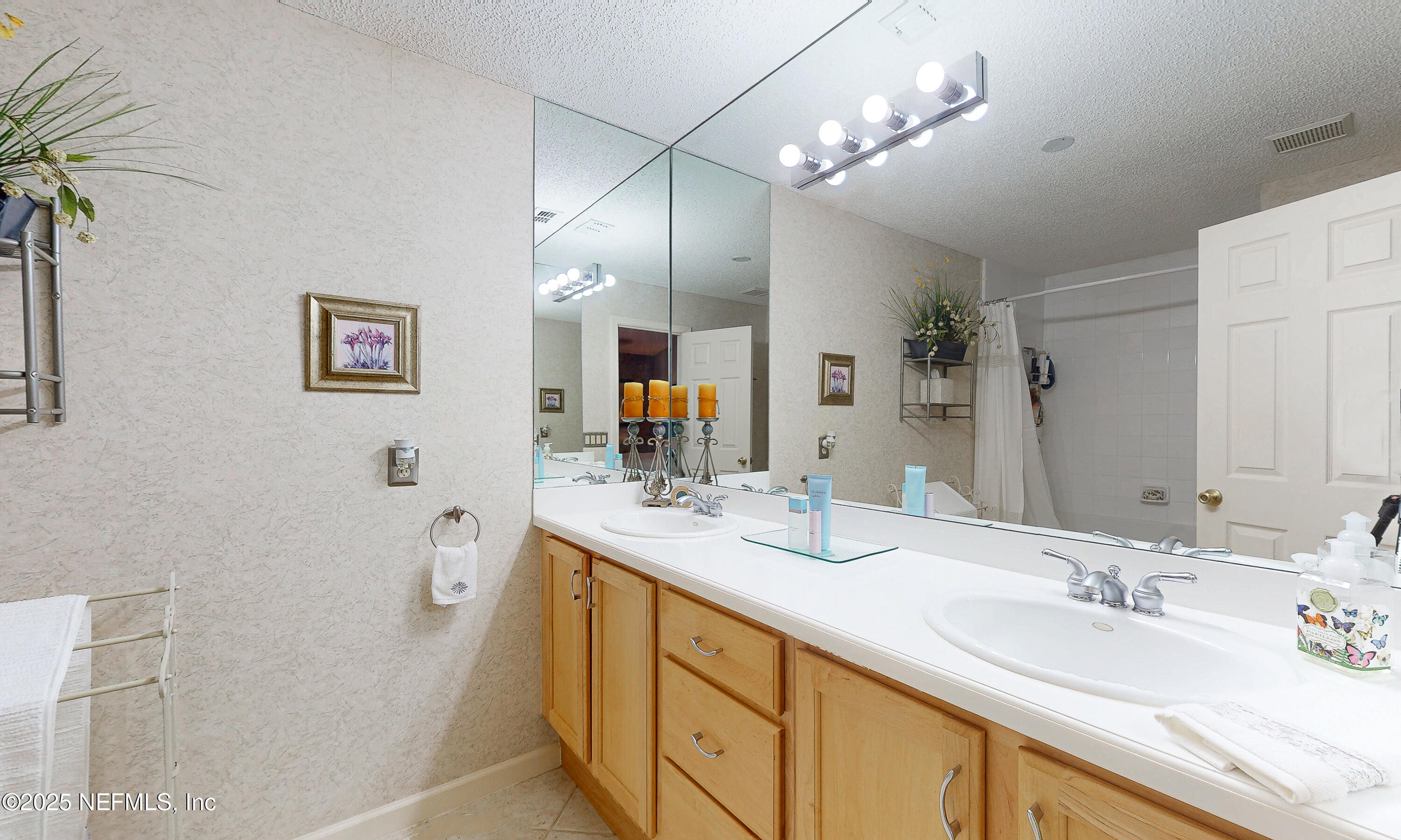 13715 RICHMOND PARK Drive 308