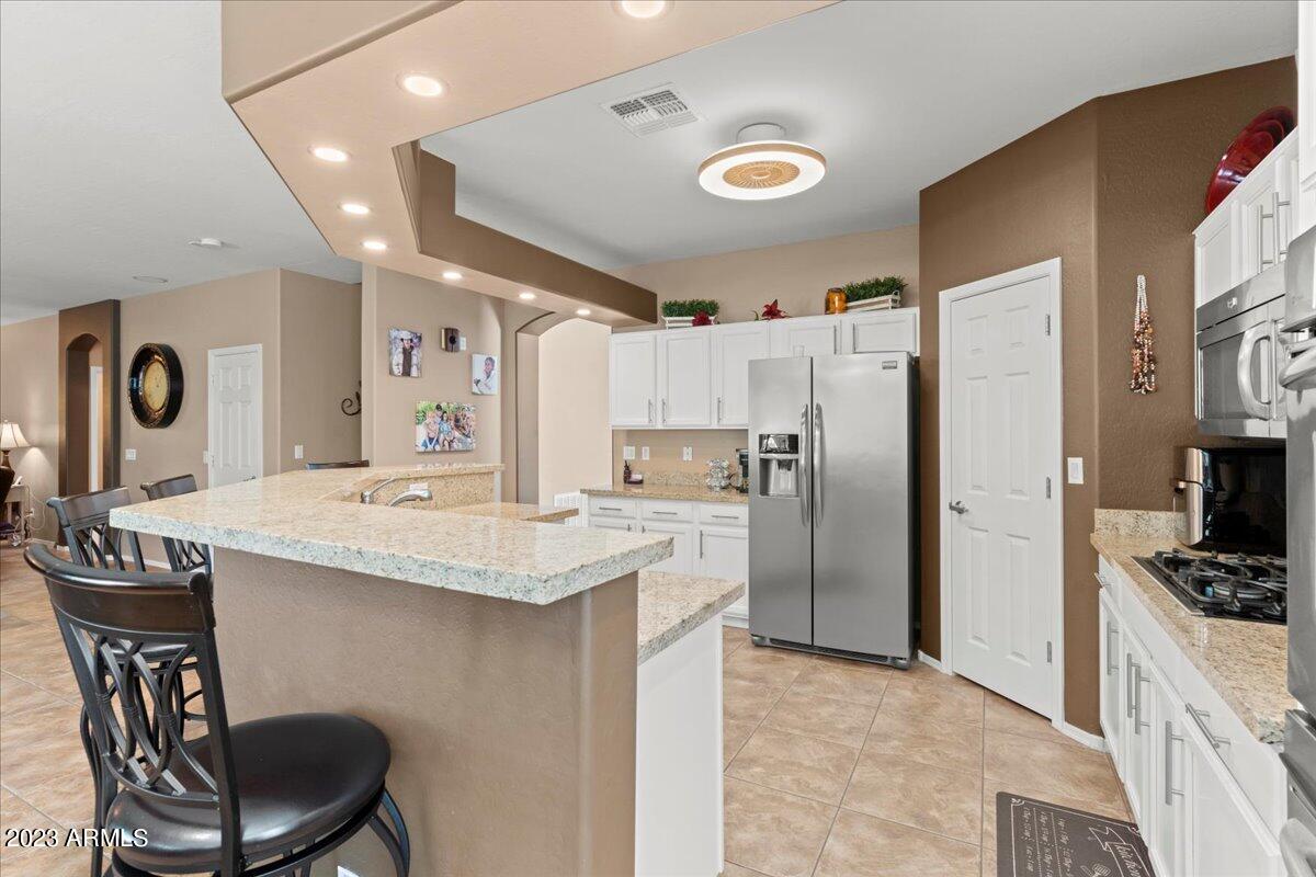 2022 S ESMERALDA Circle