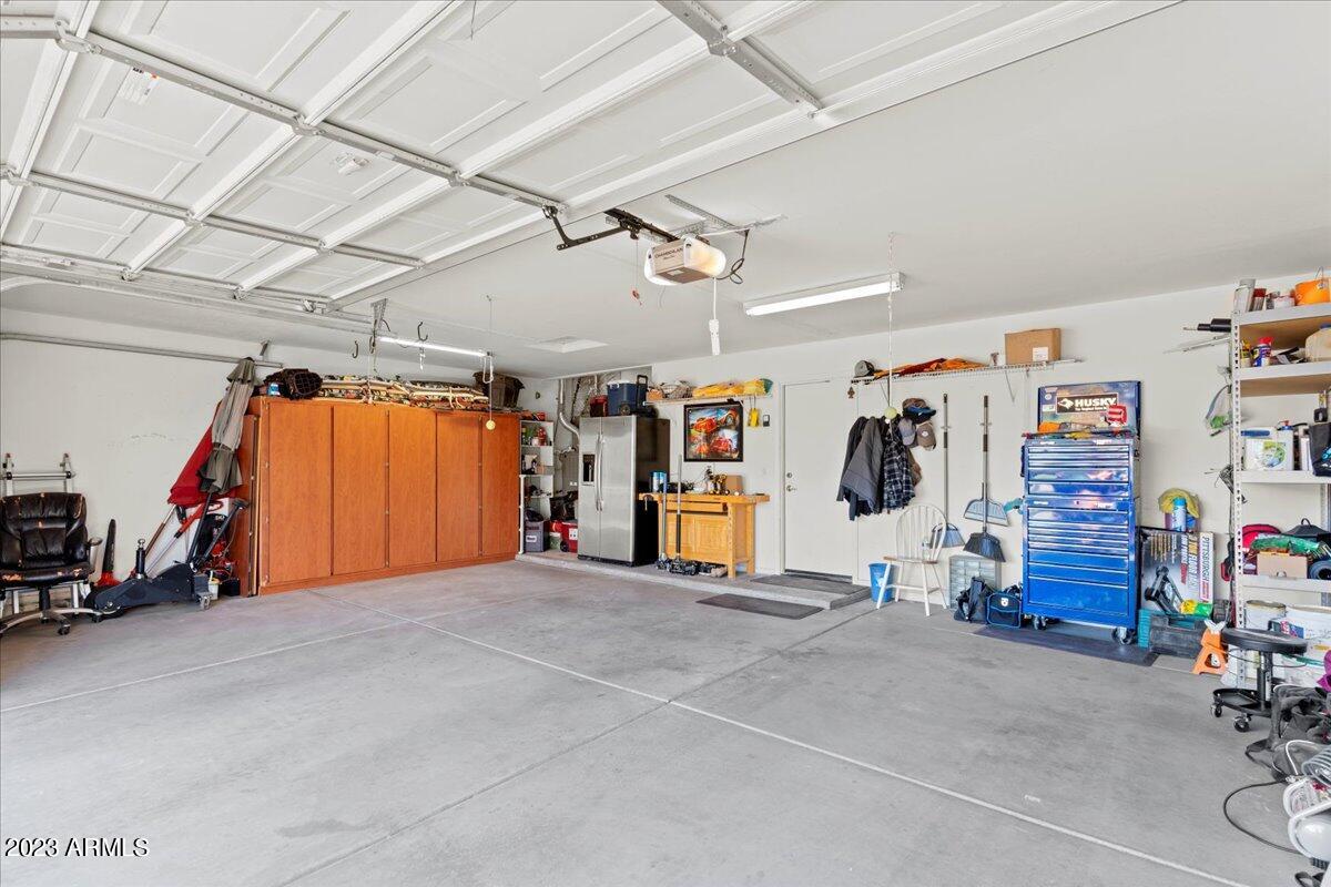 2022 S ESMERALDA Circle