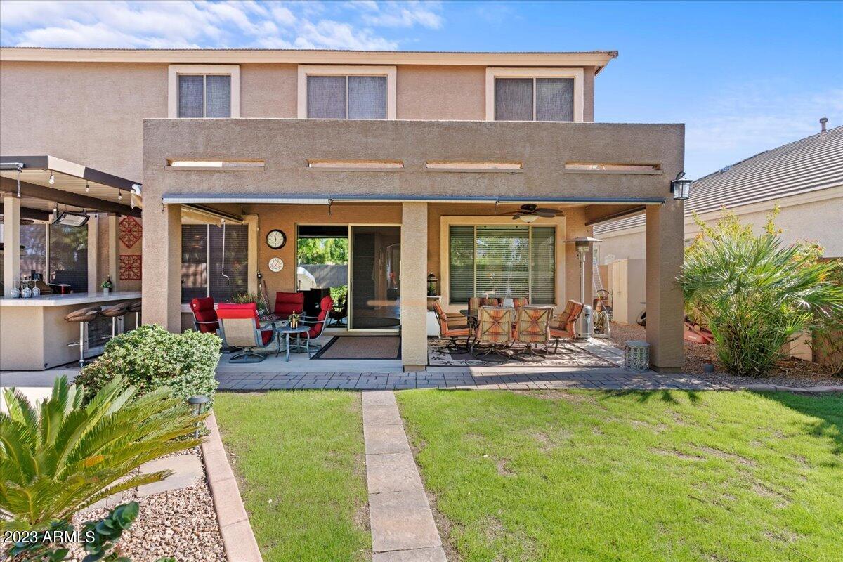 2022 S ESMERALDA Circle