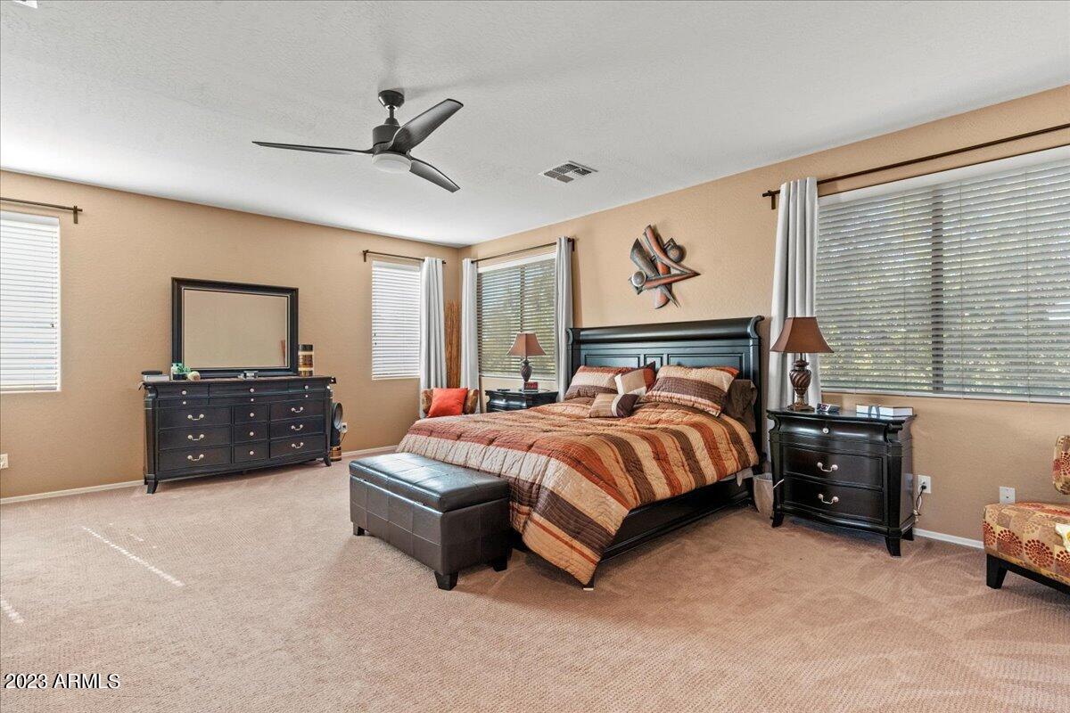 2022 S ESMERALDA Circle