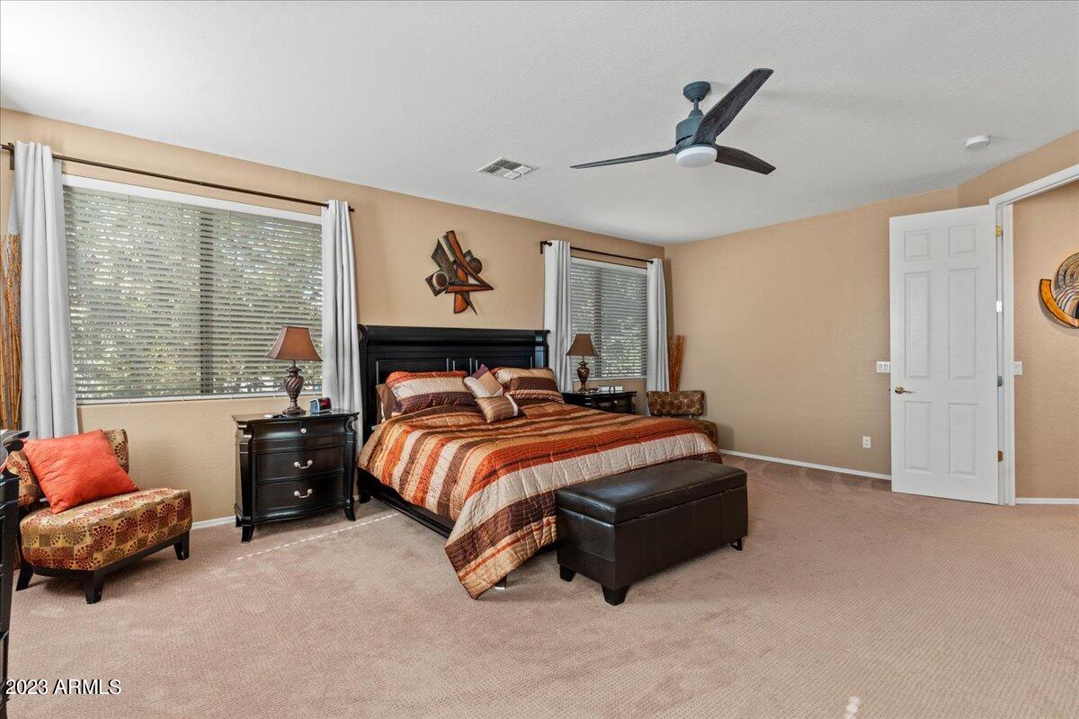 2022 S ESMERALDA Circle