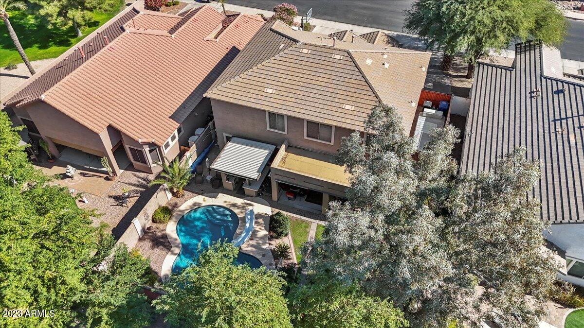 2022 S ESMERALDA Circle