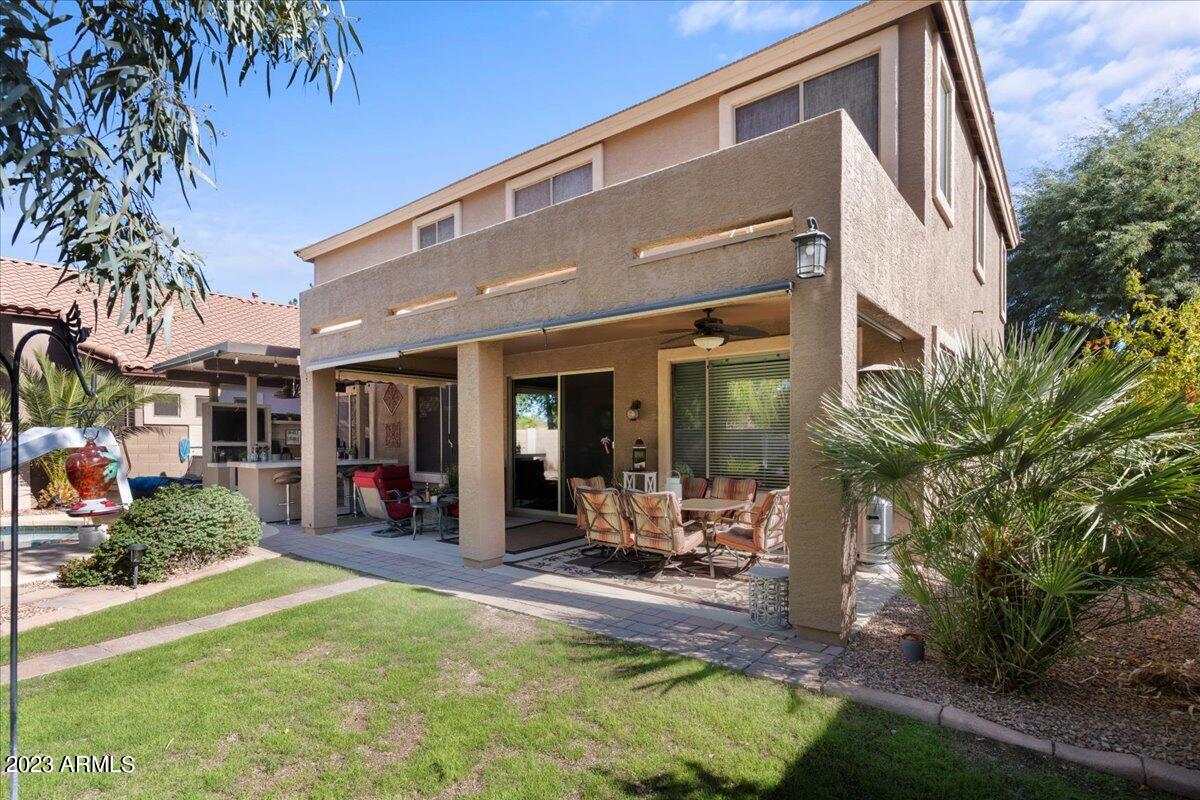 2022 S ESMERALDA Circle