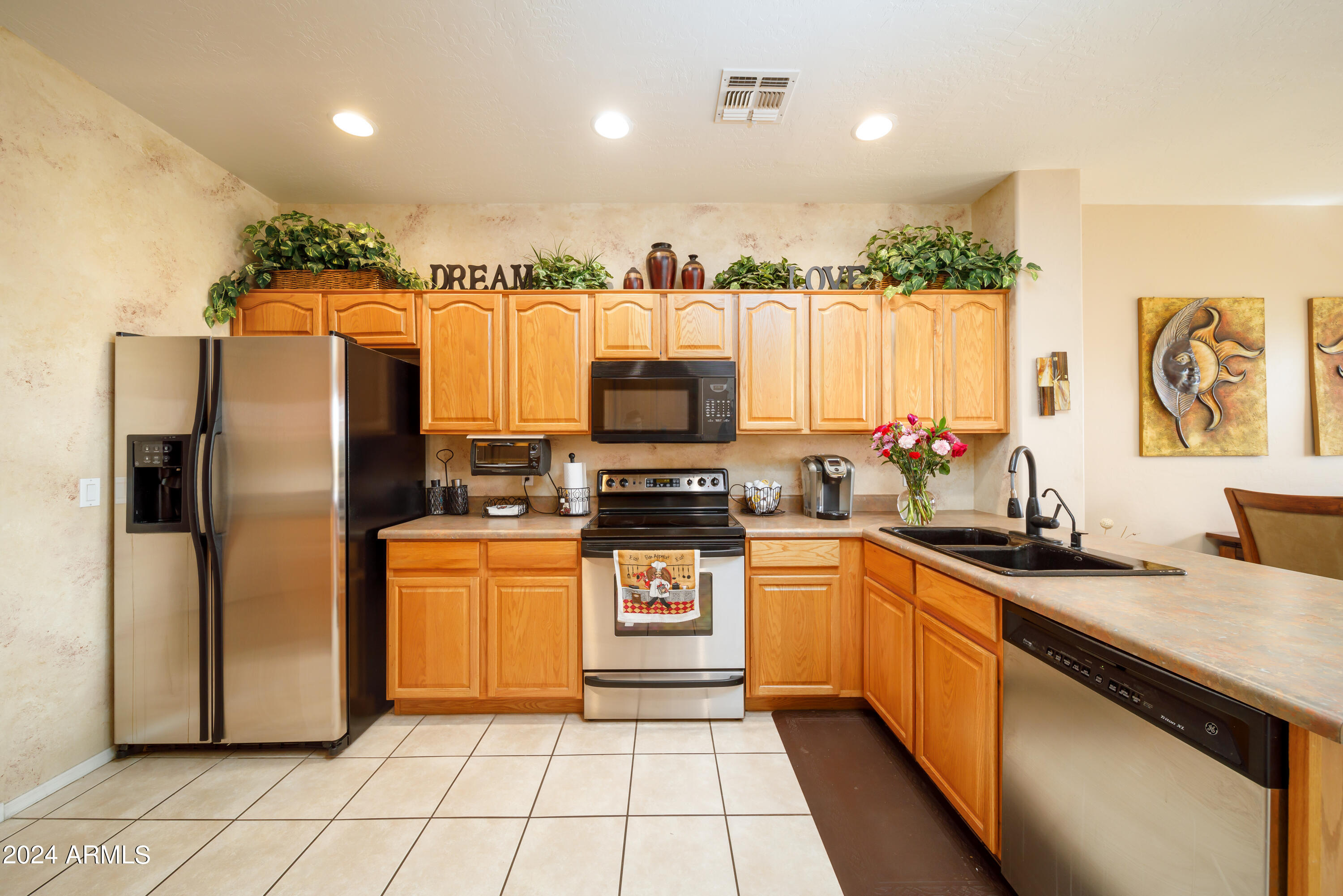 5415 E MCKELLIPS Road, 61