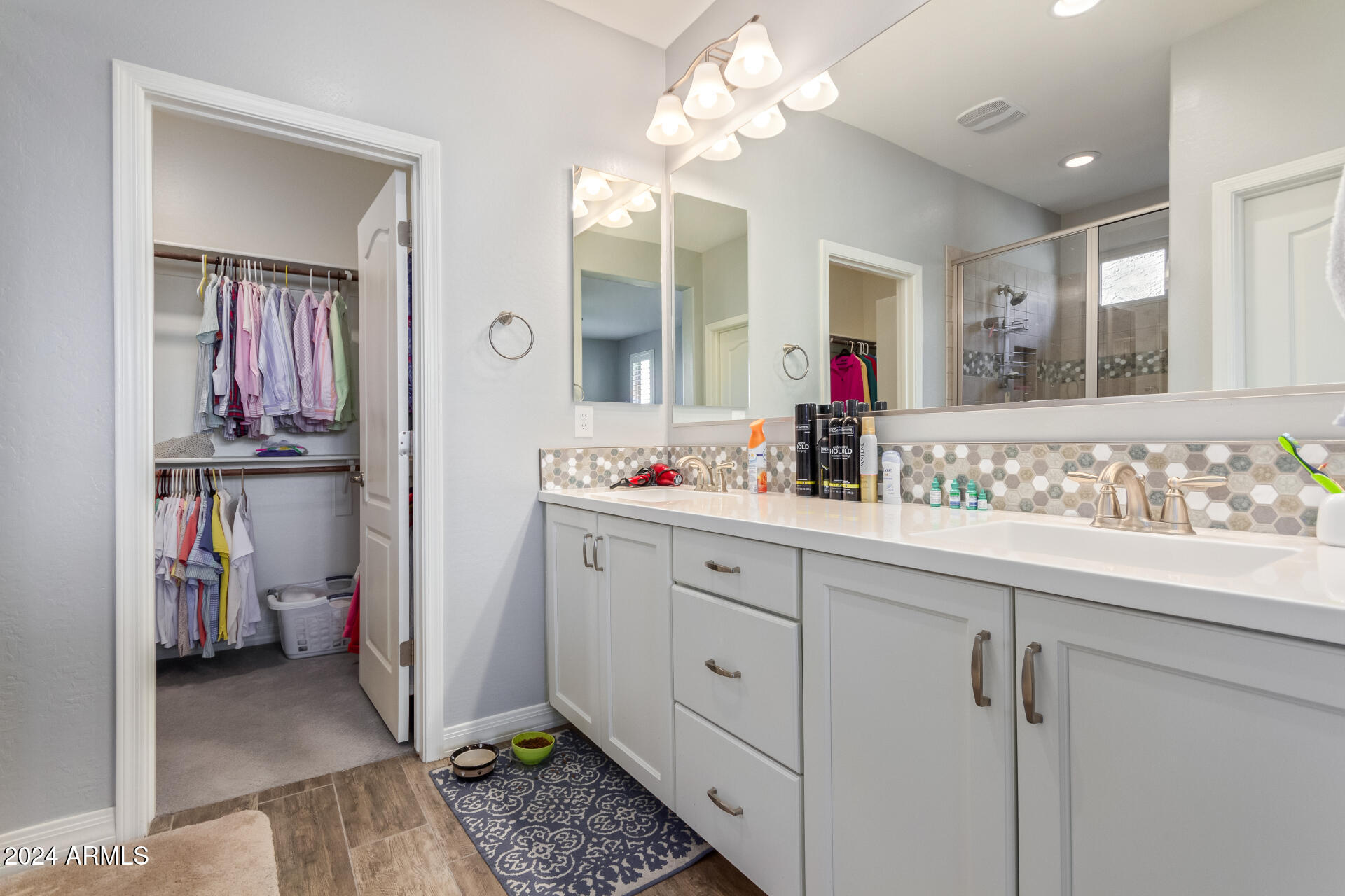 10750 W ESCUDA Drive