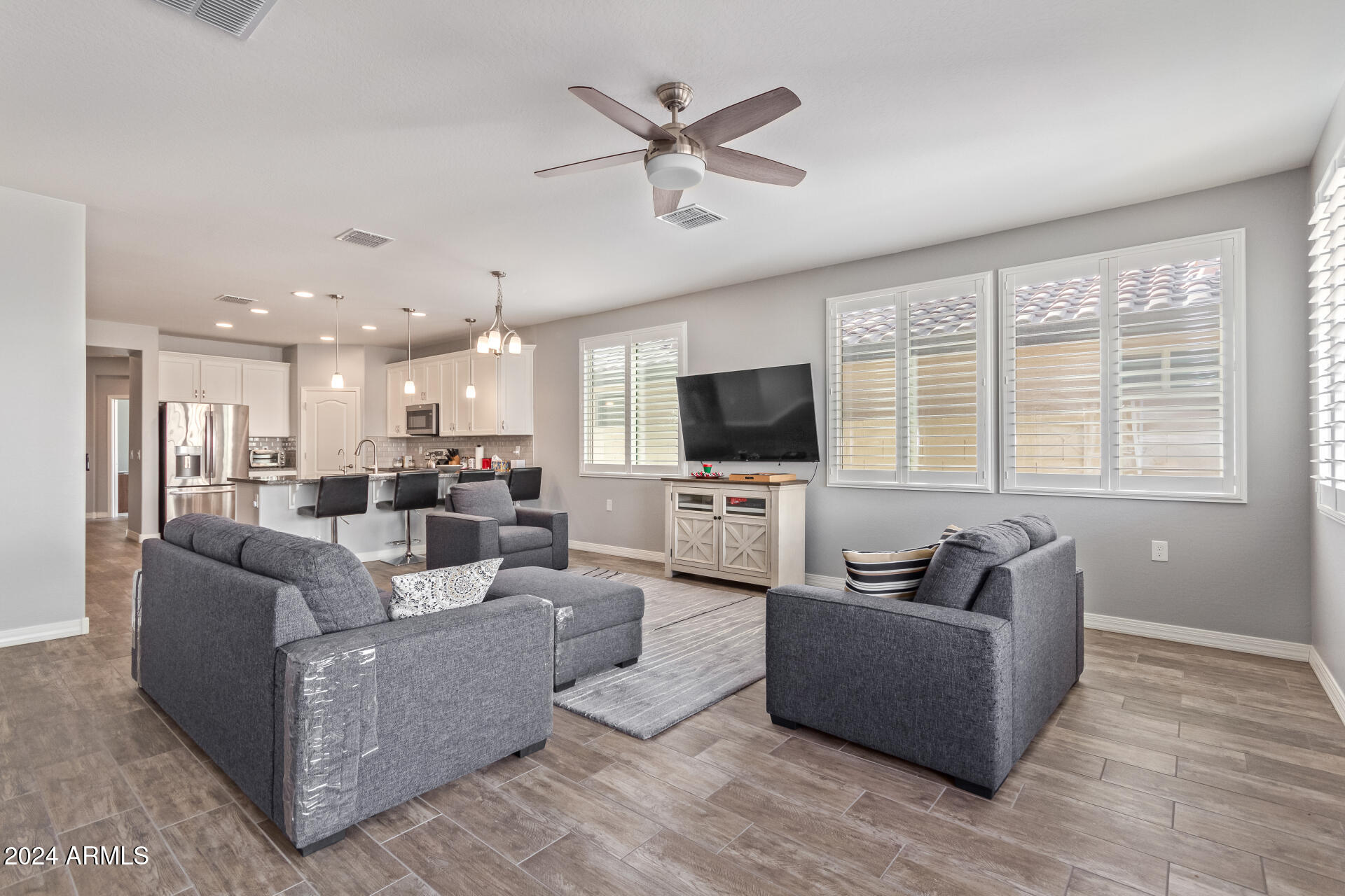 10750 W ESCUDA Drive