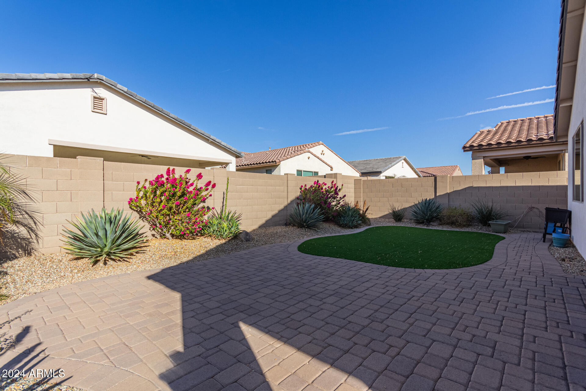 10750 W ESCUDA Drive