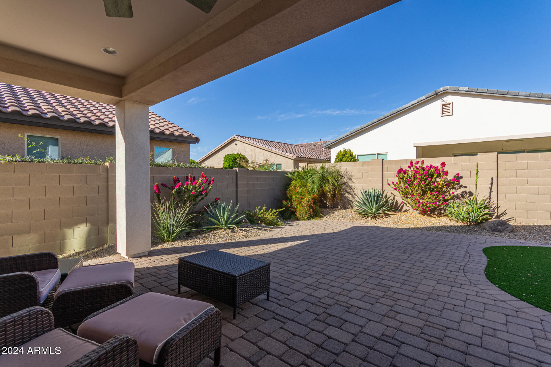 10750 W ESCUDA Drive