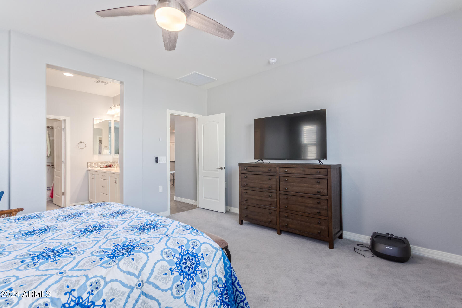 10750 W ESCUDA Drive